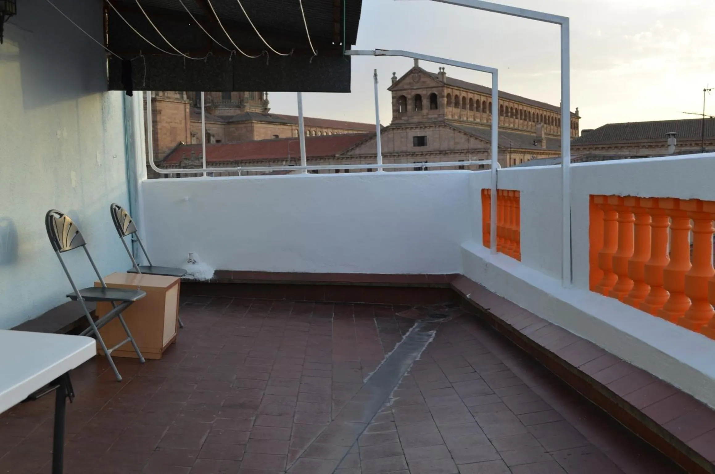 Facade/entrance in Pension Salamanca