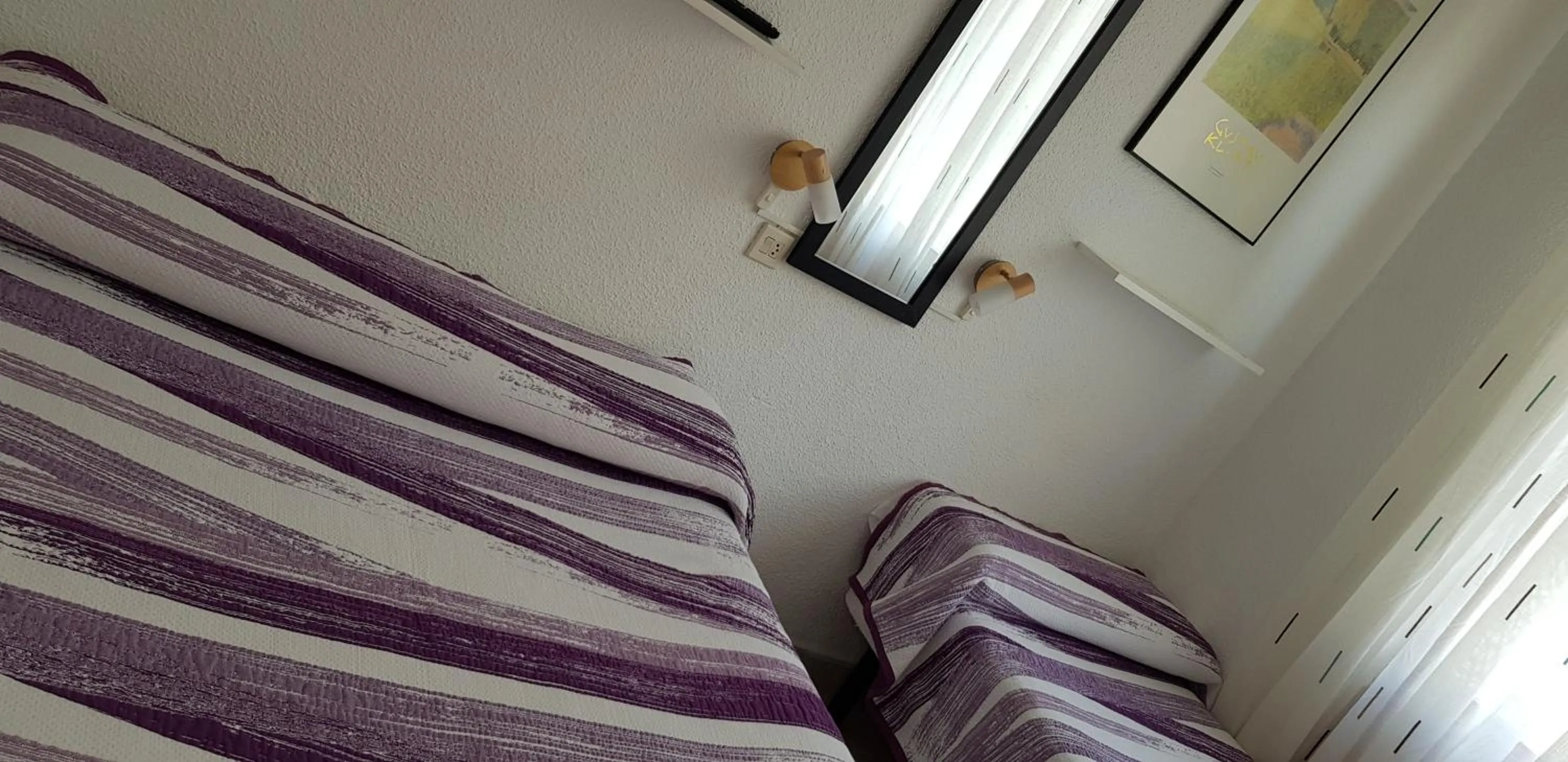 Bed in Pension Salamanca