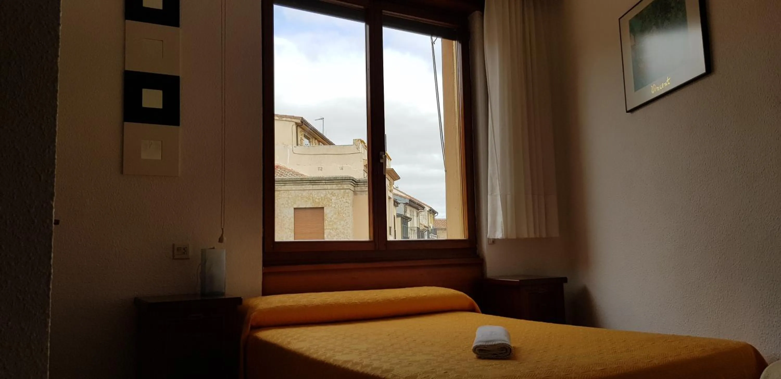 Nearby landmark, Bed in Pension Salamanca