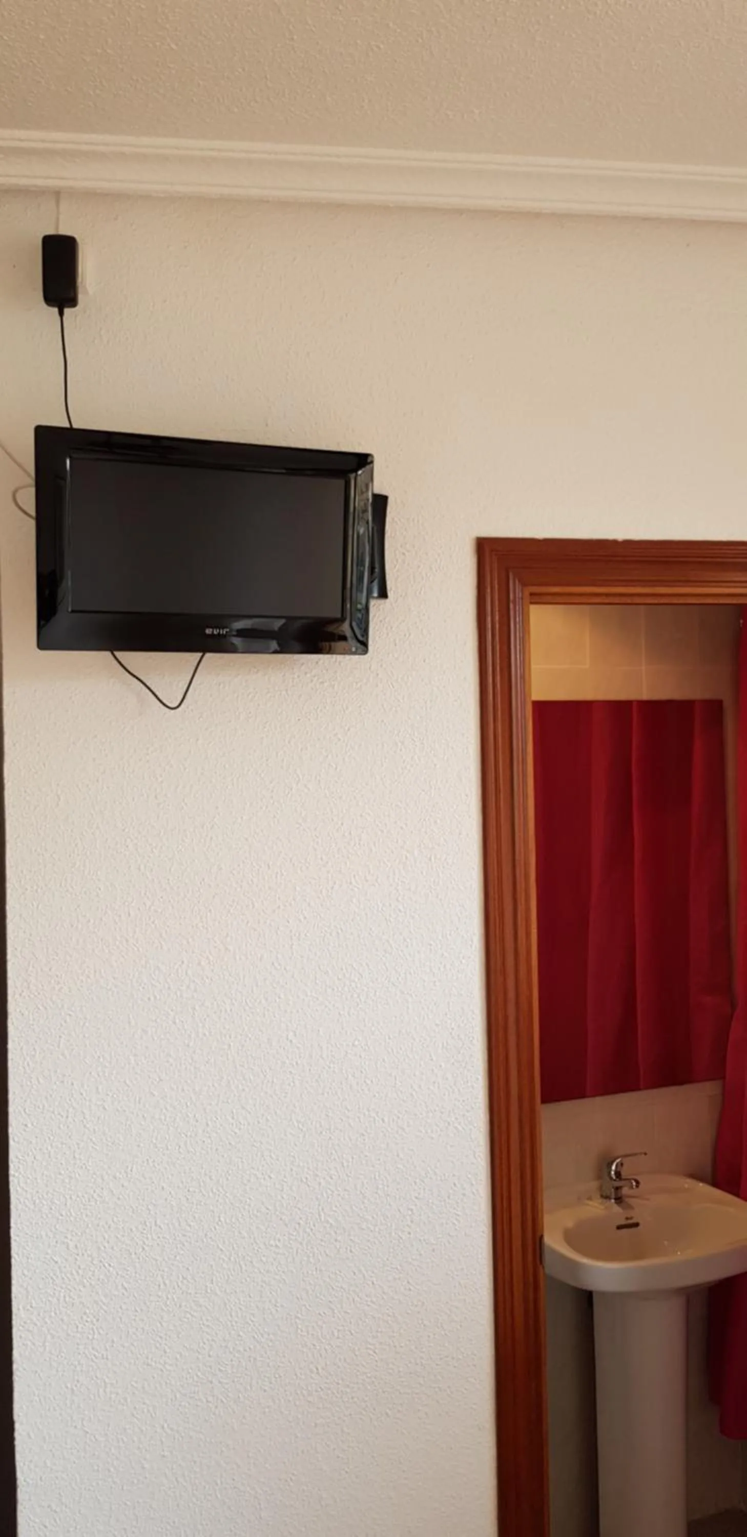 Bathroom in Pension Salamanca