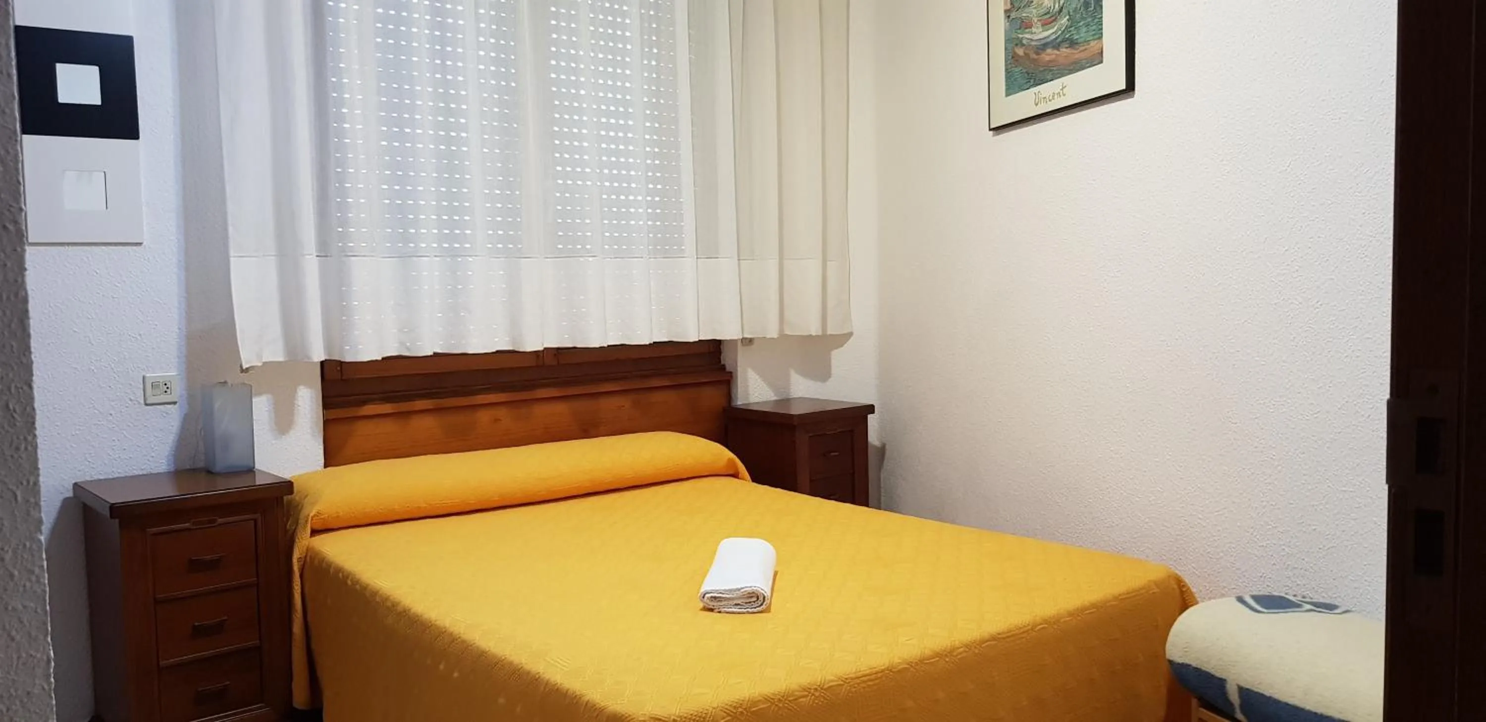 Bed in Pension Salamanca
