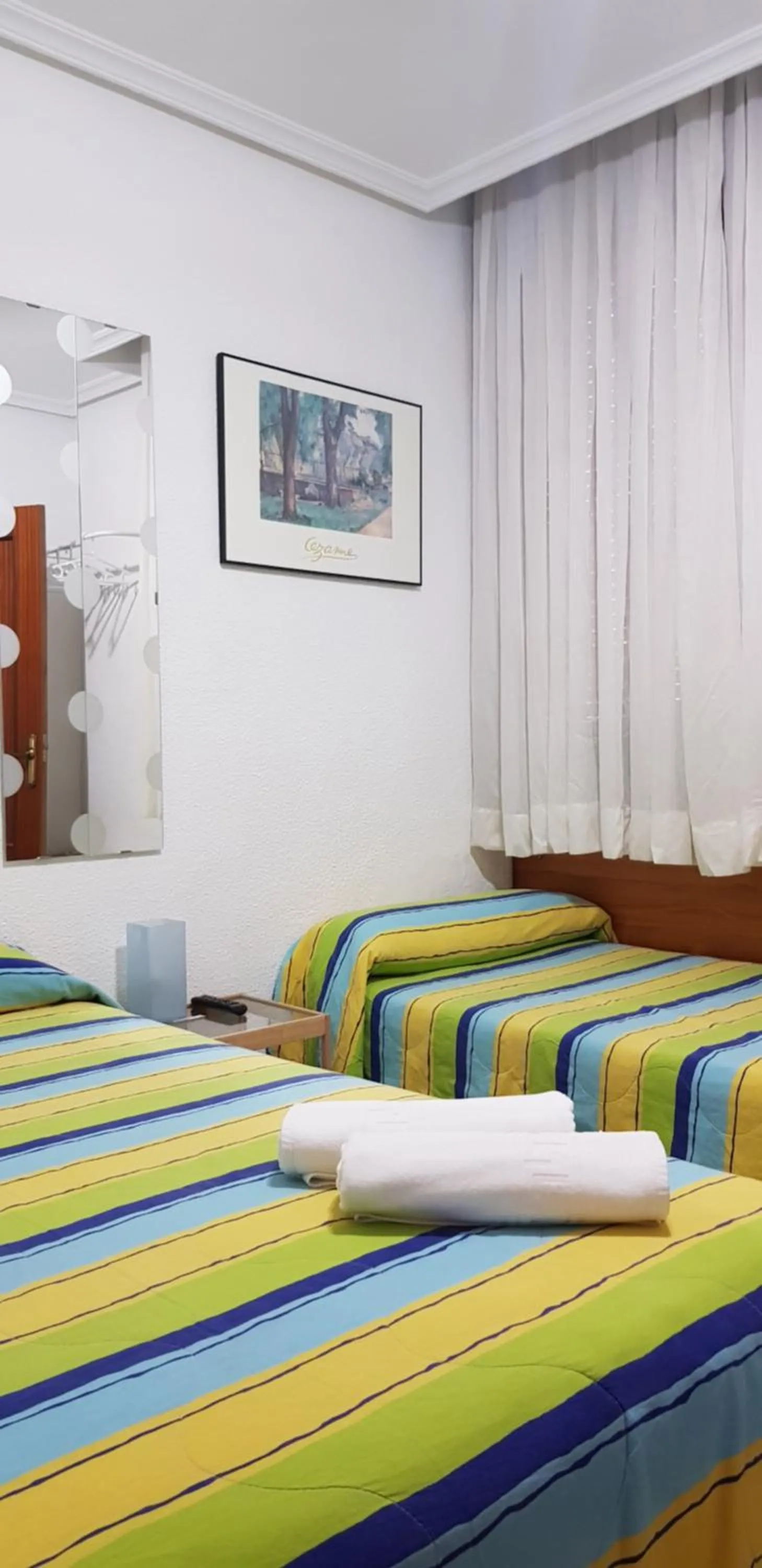 Bed in Pension Salamanca