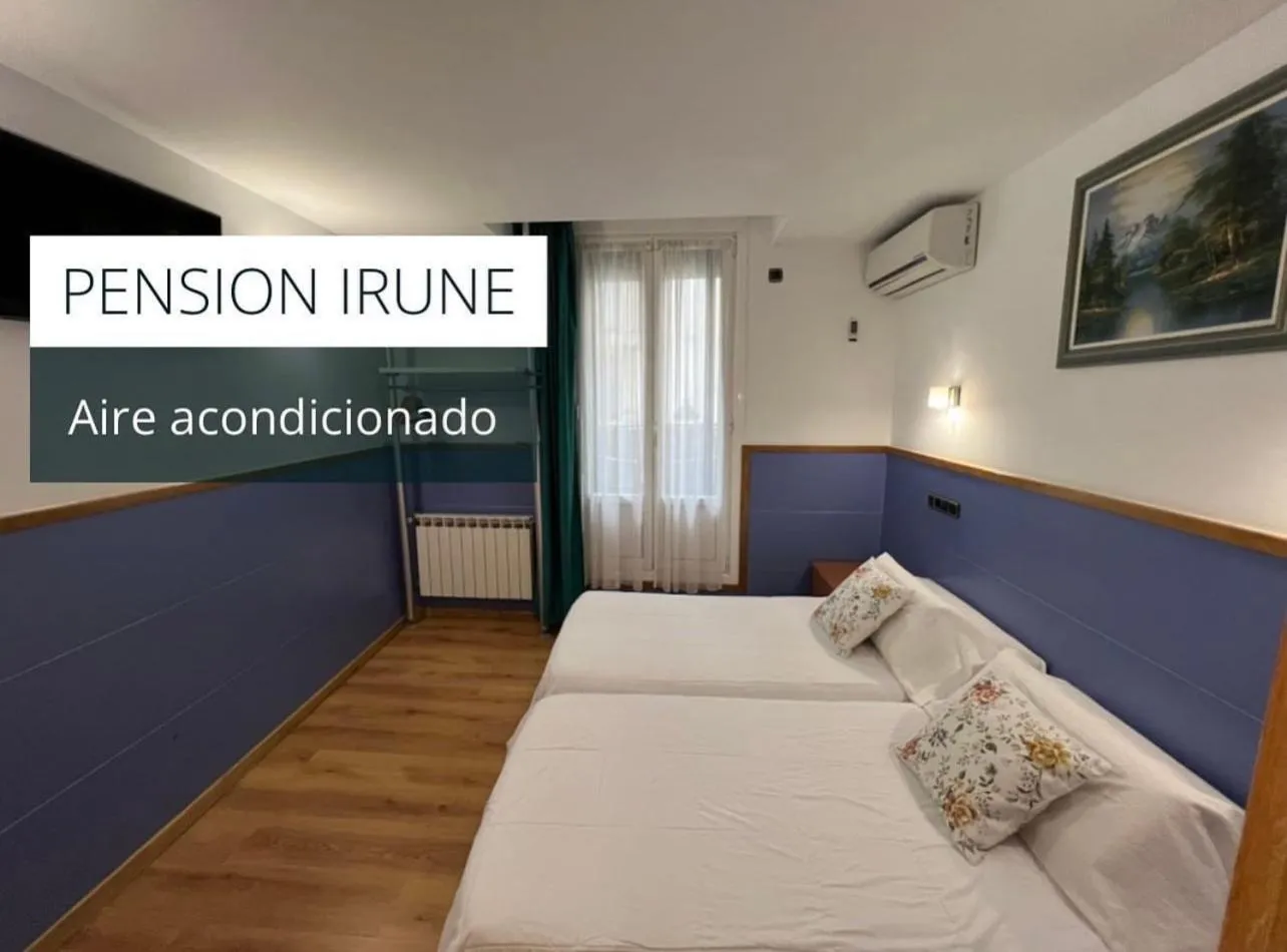 Bed in Pensión Irune by Vivere Stays