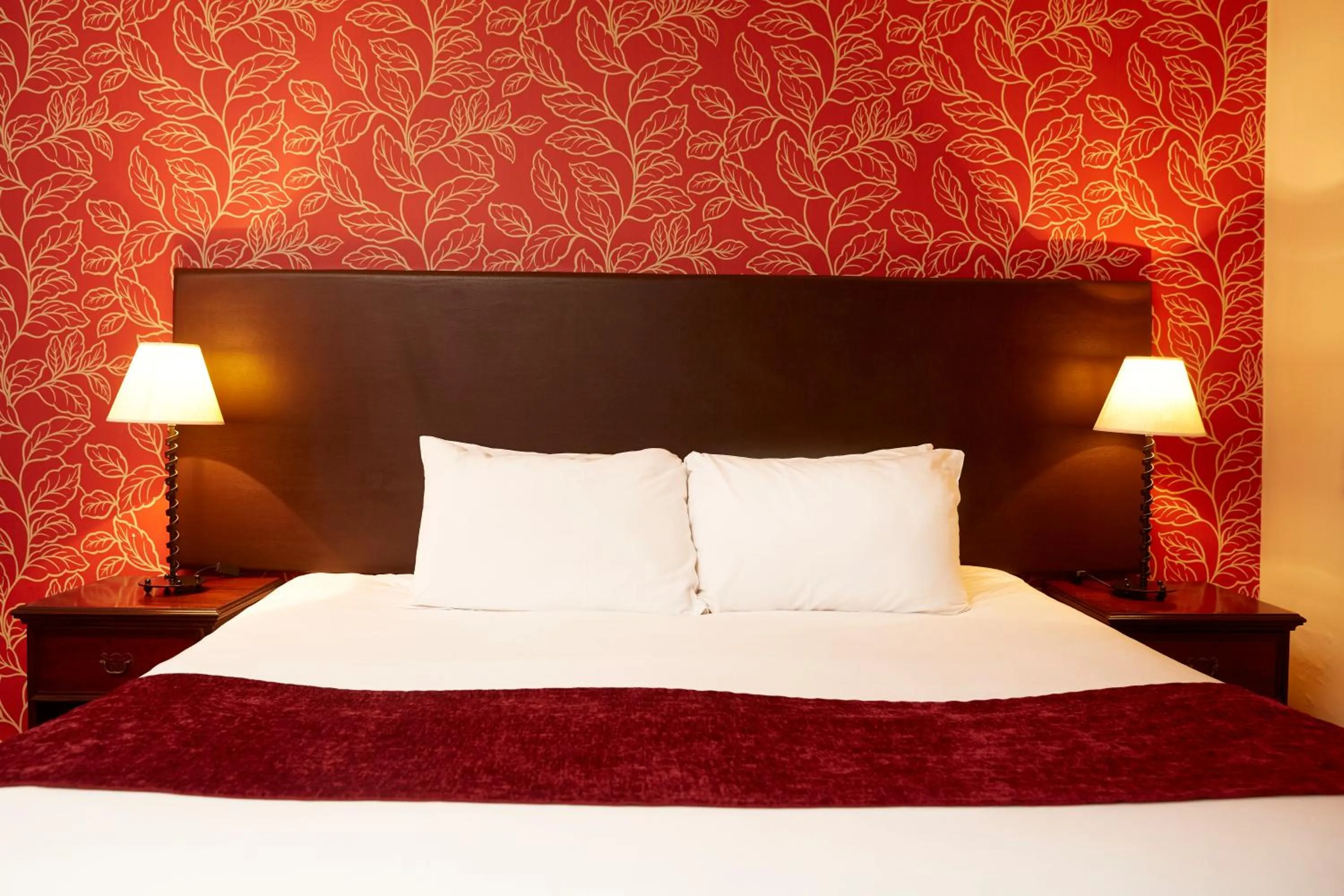 Bed in Two Brewers by Chef & Brewer Collection