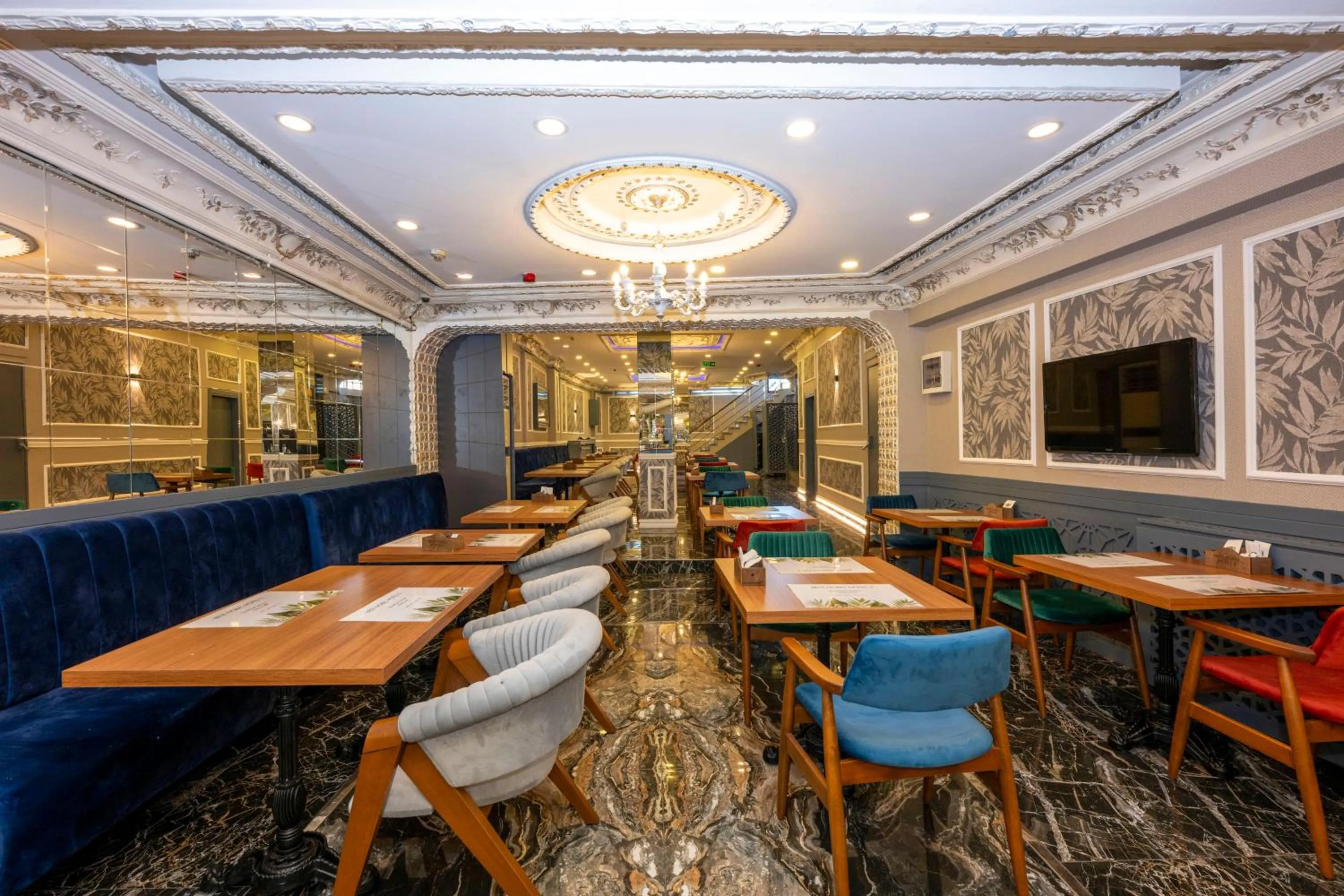 Restaurant/places to eat in Grand Best Nobel Hotel 2 İstanbul