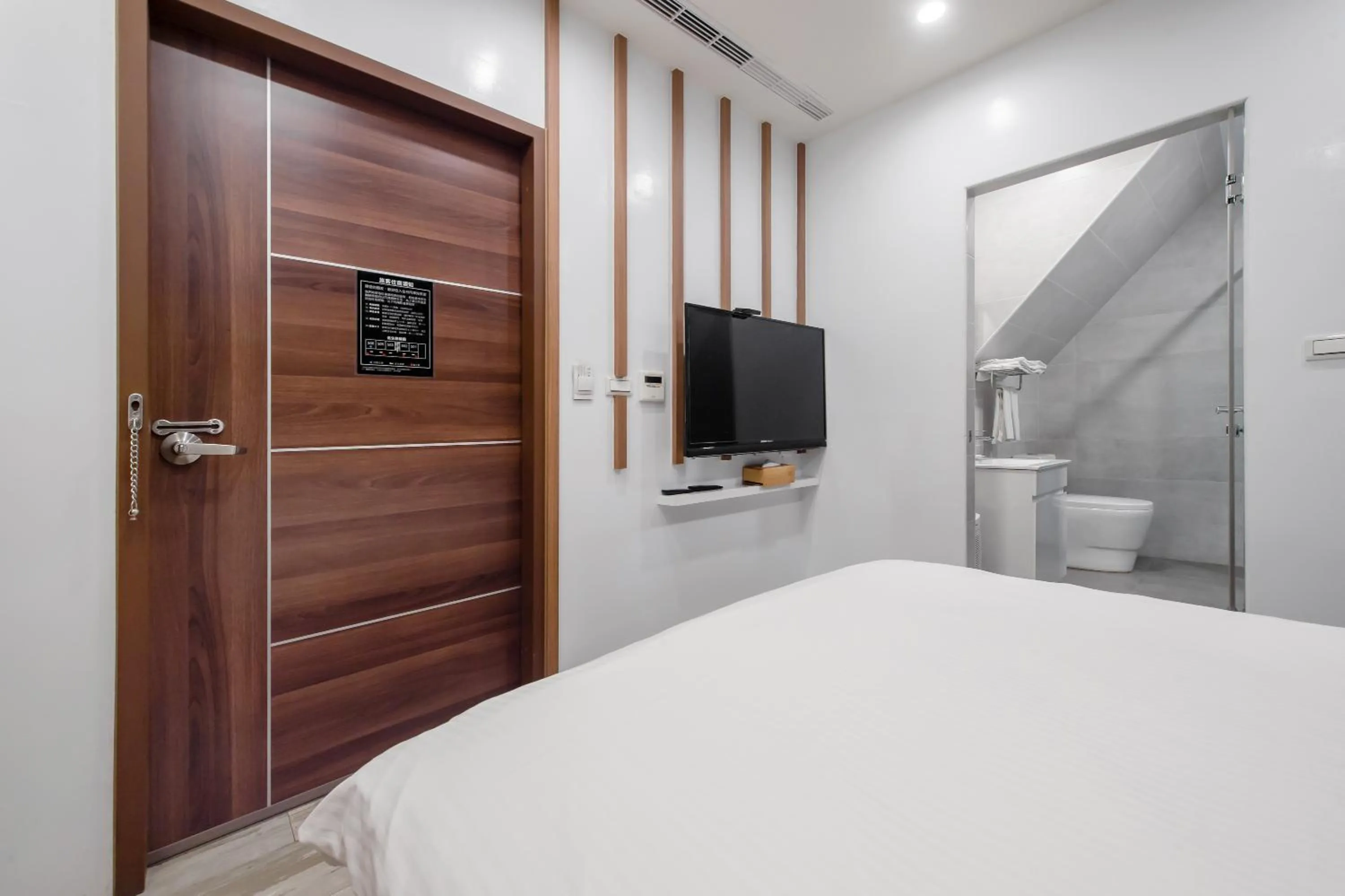 Bed in Sun Moon Tea B&B