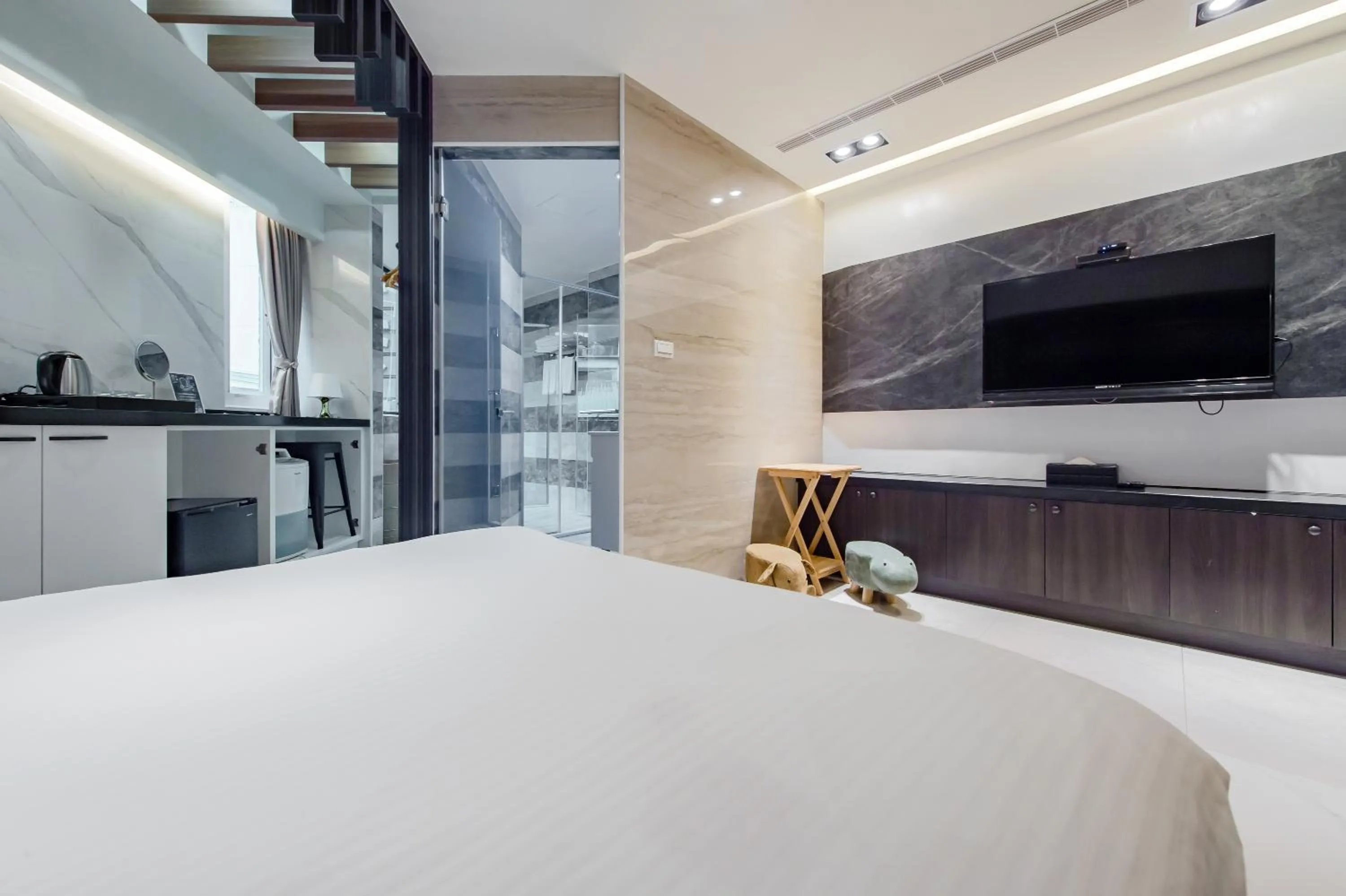 Bed in Sun Moon Tea B&B