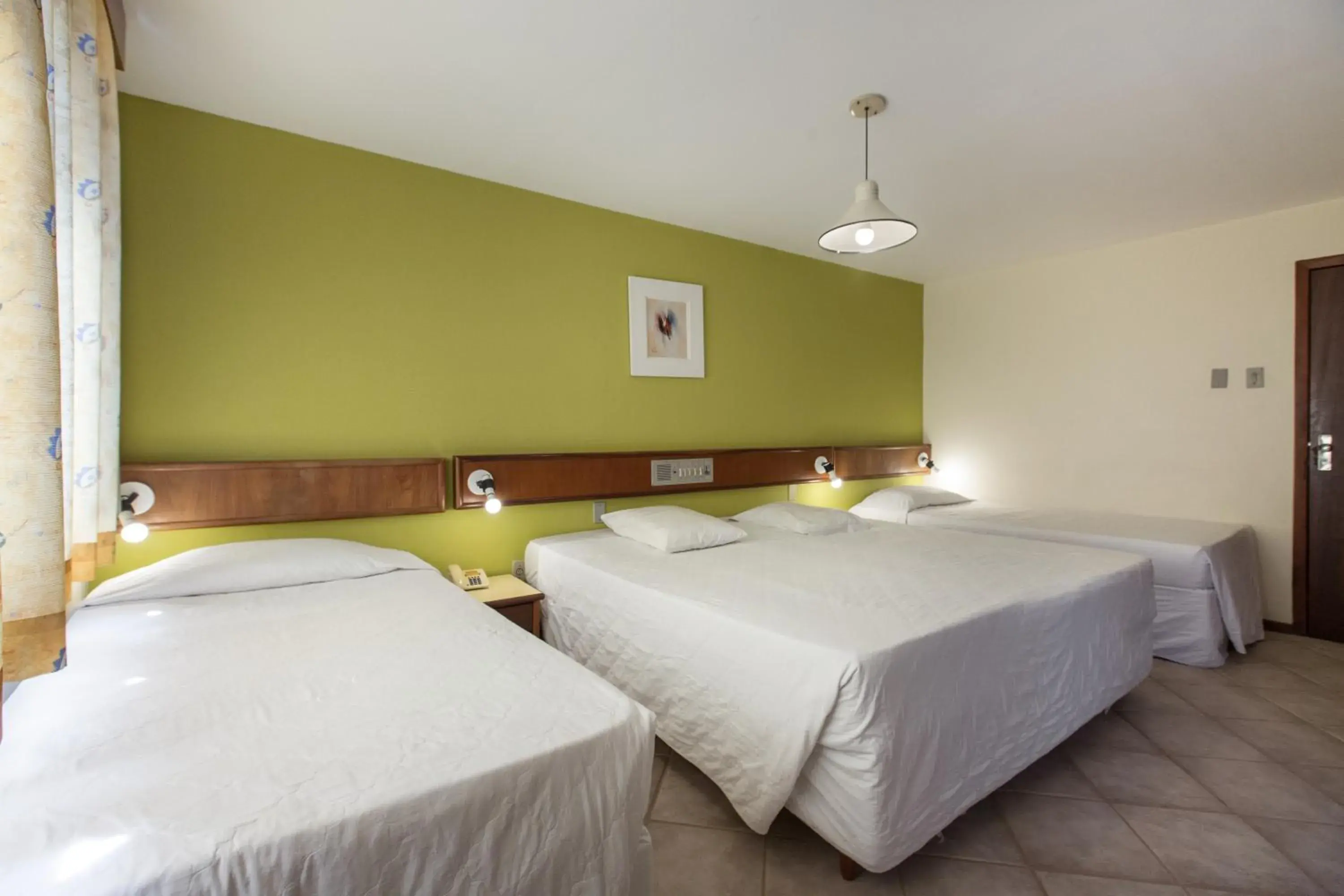 Bedroom, Bed in Brasil Express Bedroom, Bed in Brasil Express