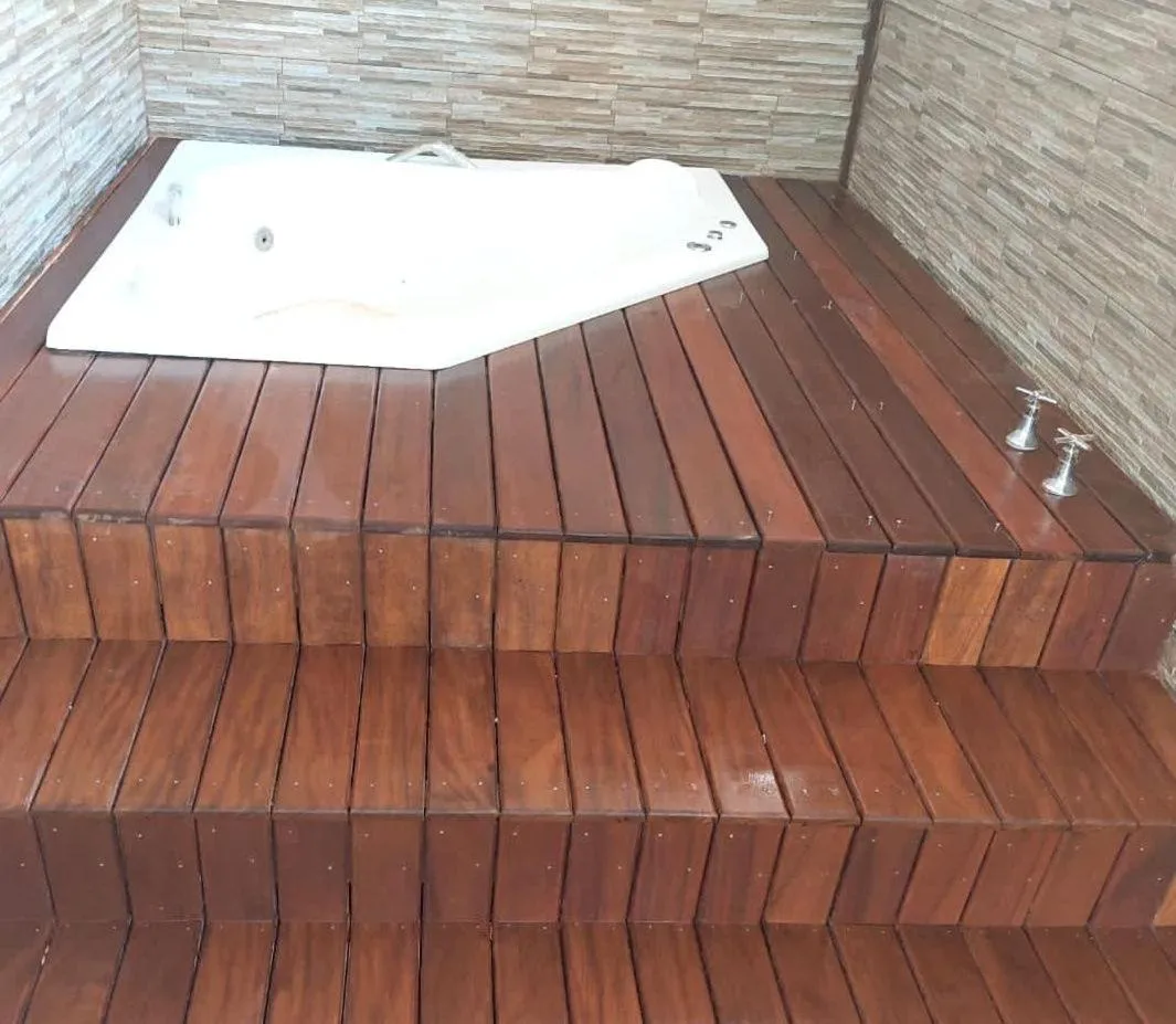 Hot Tub in Pousada Quinta dos Doges
