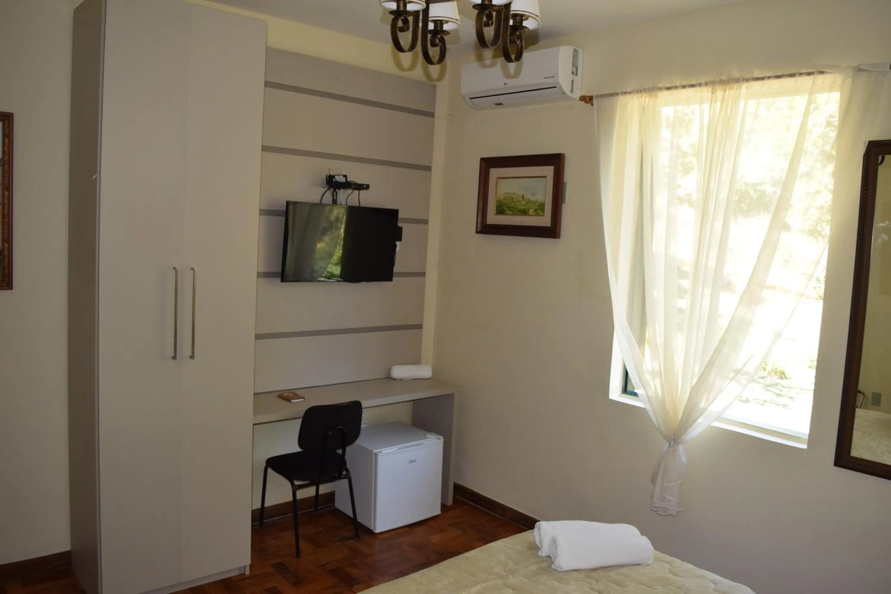 Photo of the whole room in Pousada Quinta dos Doges