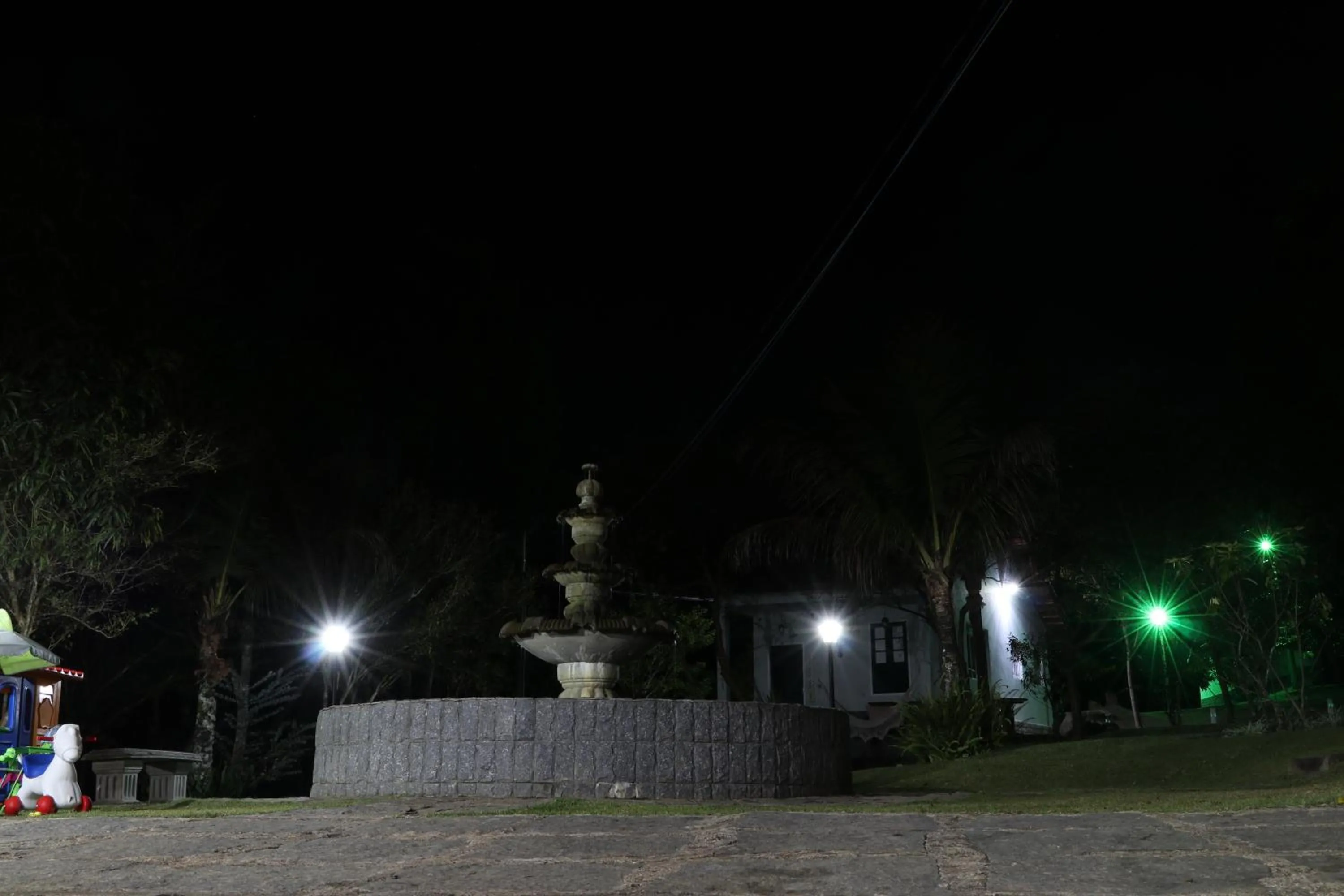 Night in Pousada Quinta dos Doges
