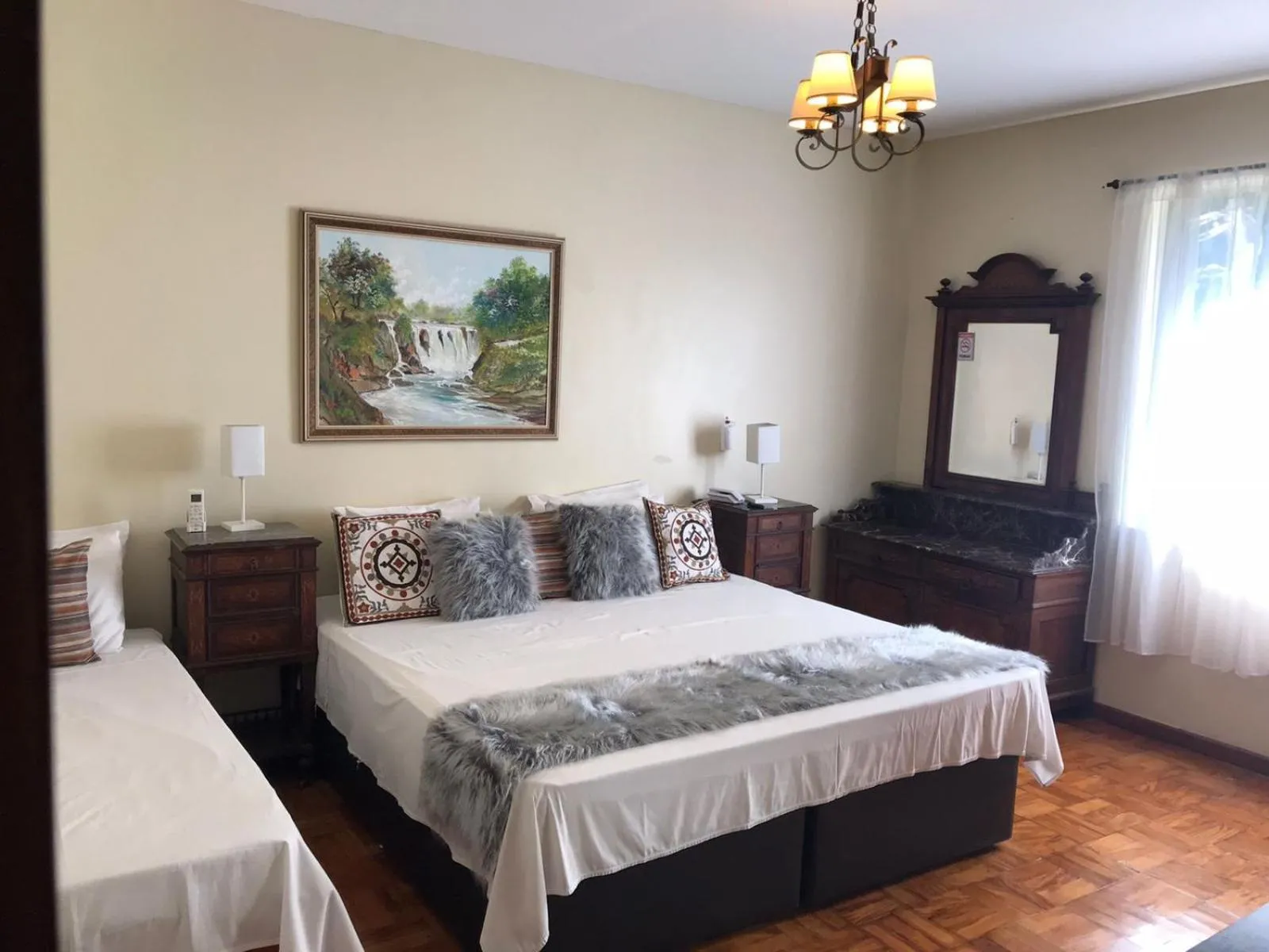 Photo of the whole room in Pousada Quinta dos Doges