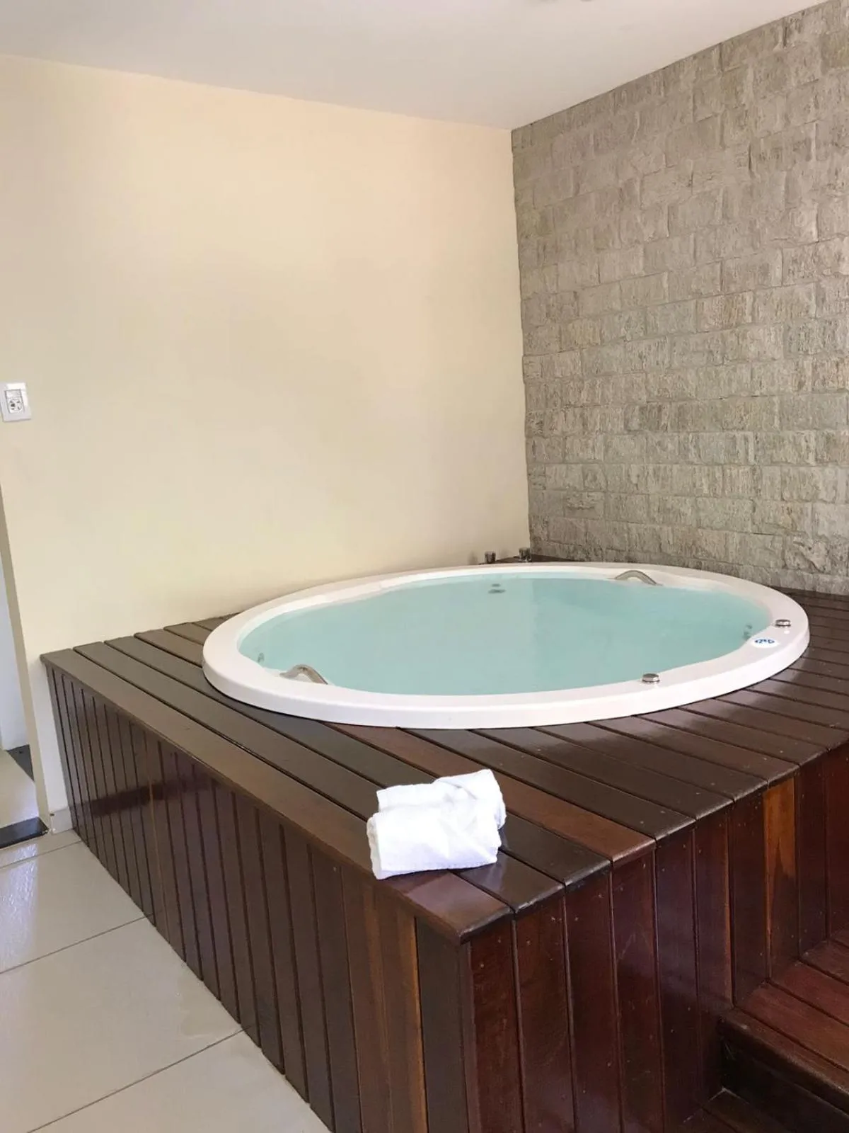 Hot Tub in Pousada Quinta dos Doges