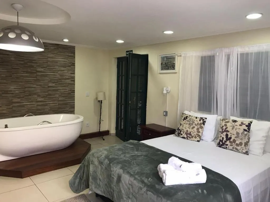 Photo of the whole room in Pousada Quinta dos Doges