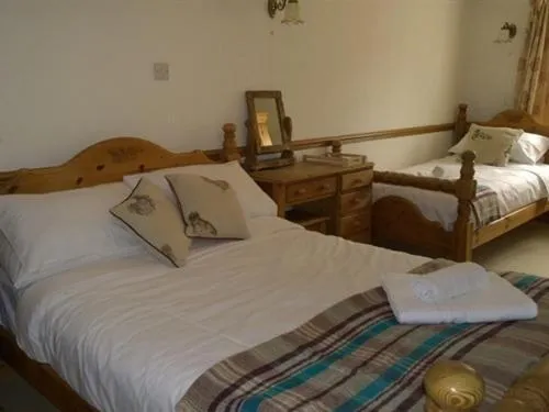 Bedroom, Bed in The Helyar Arms