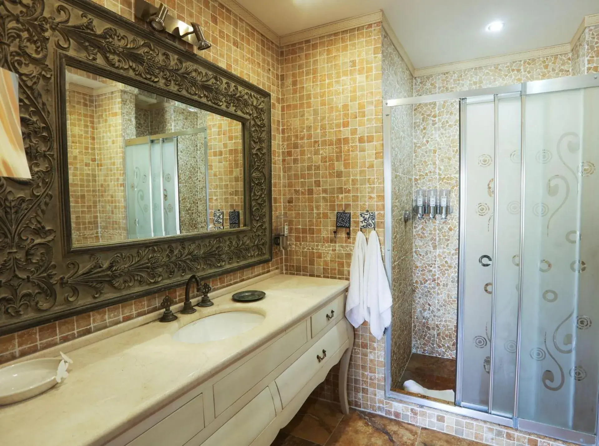 Bathroom in Kairaba Alacati Beach Resort