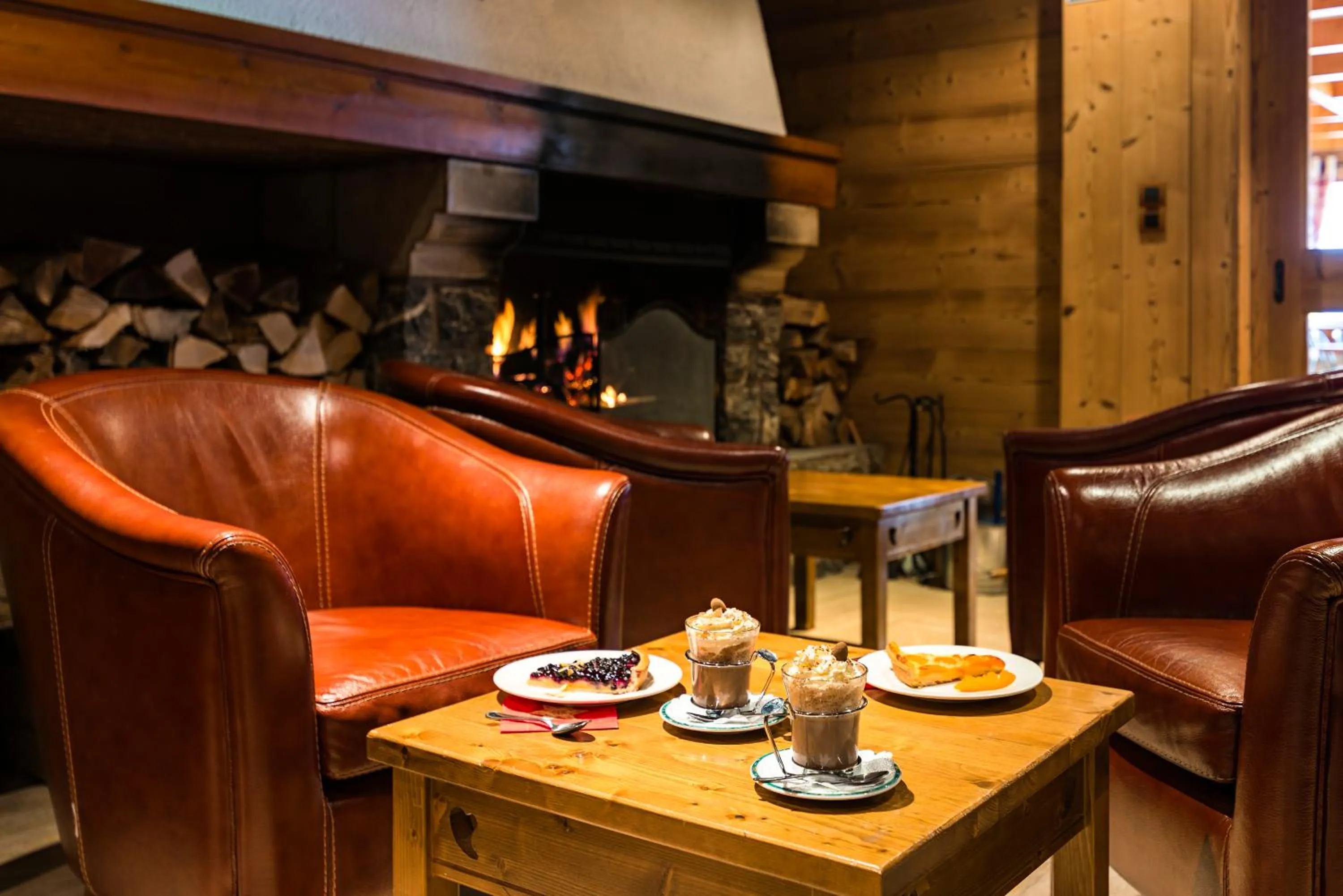 Lounge or bar in Azureva La Clusaz les Confins