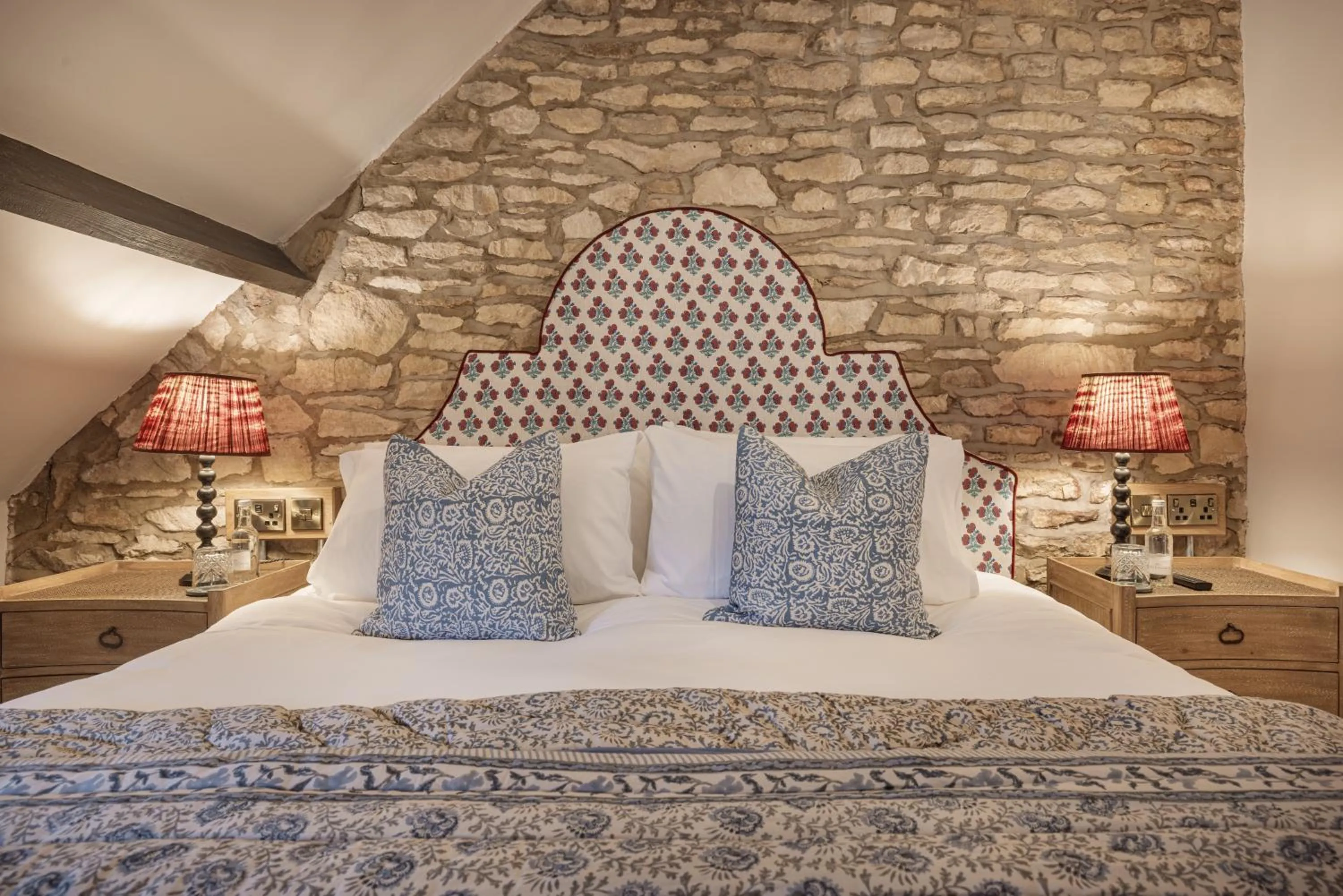 Bed in The Sheep on Sheep Street Hotel