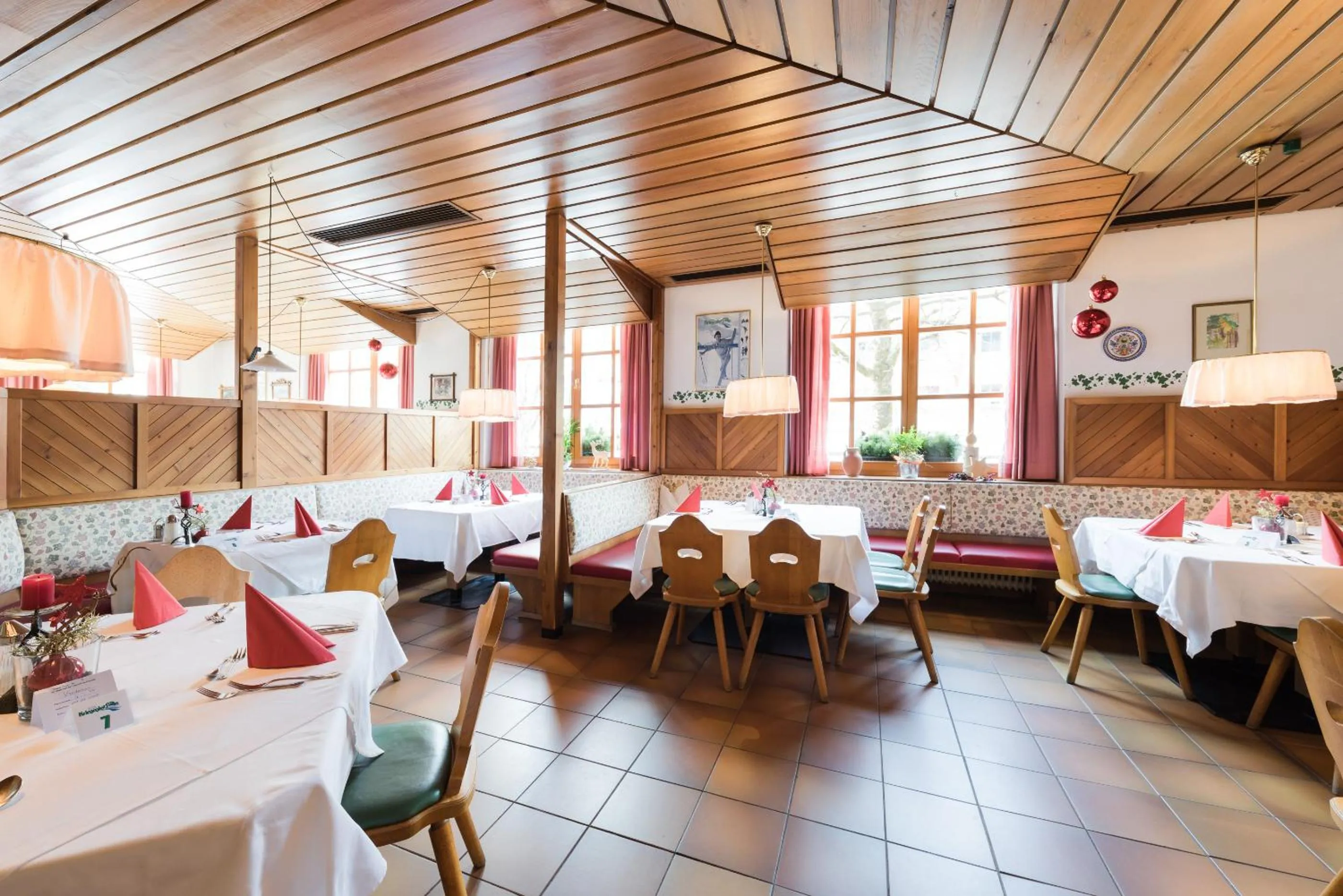 Restaurant/places to eat in Hotel Krimmlerfälle