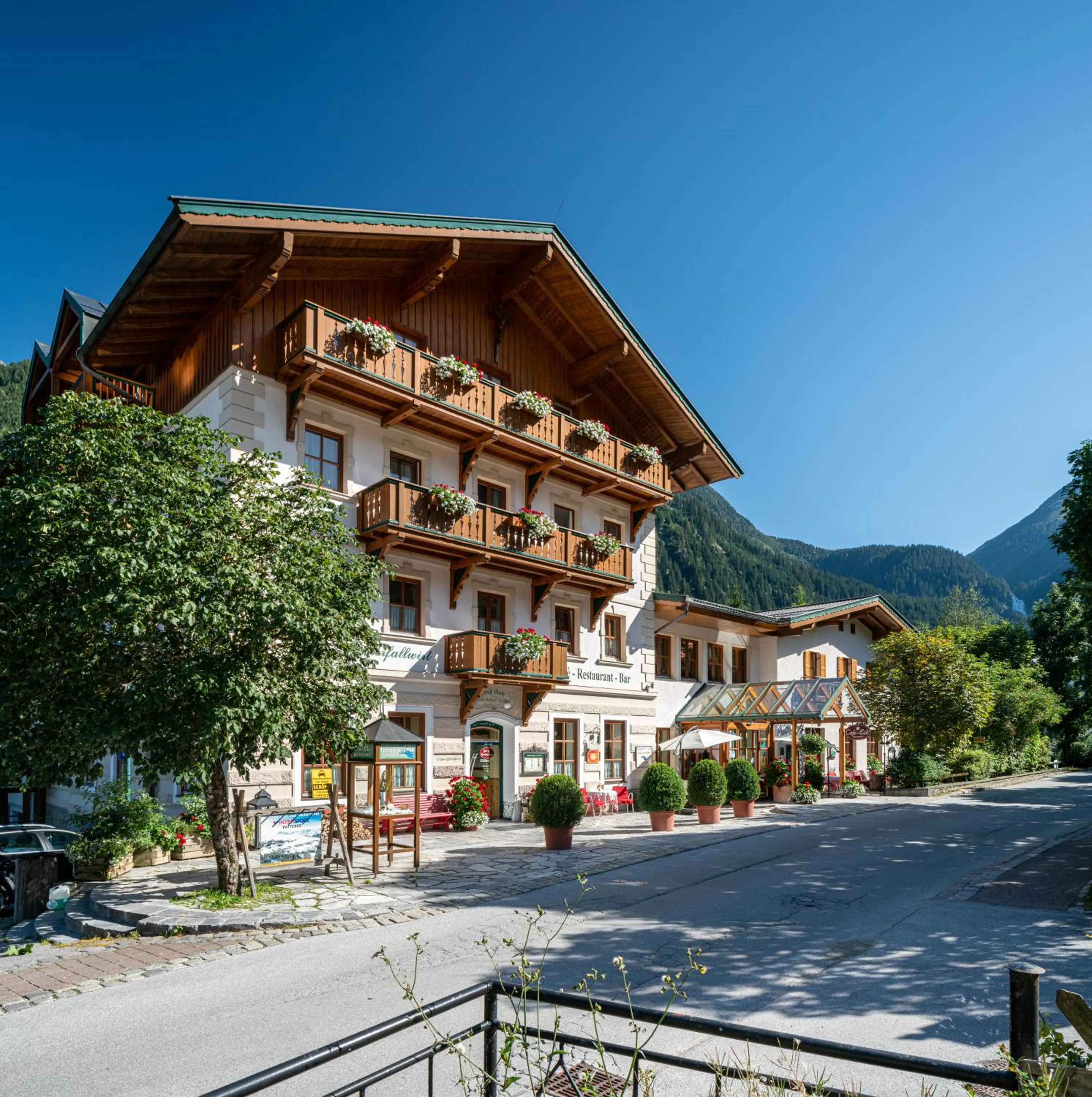 Property building in Hotel Krimmlerfälle