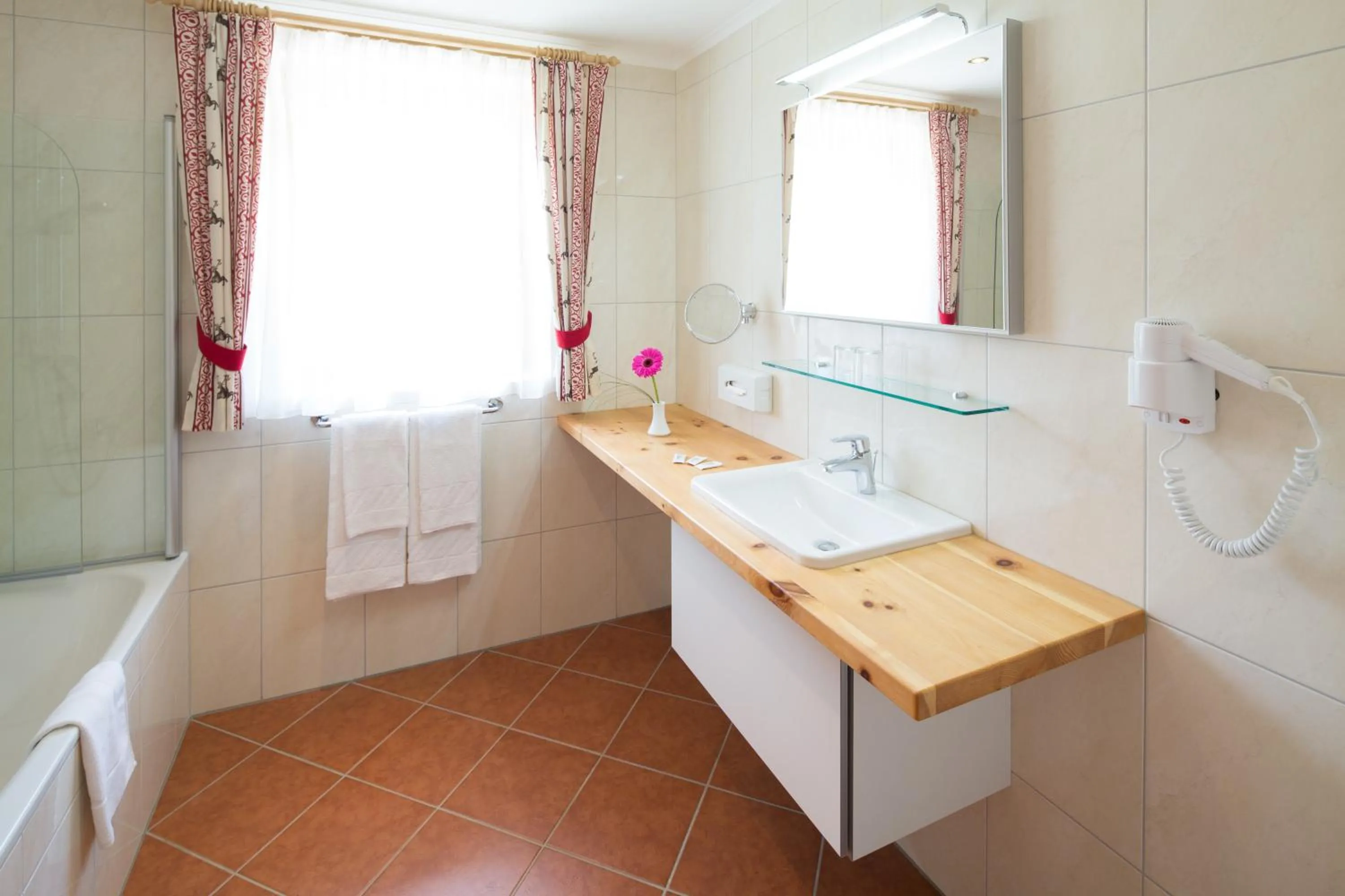 Bathroom in Hotel Krimmlerfälle