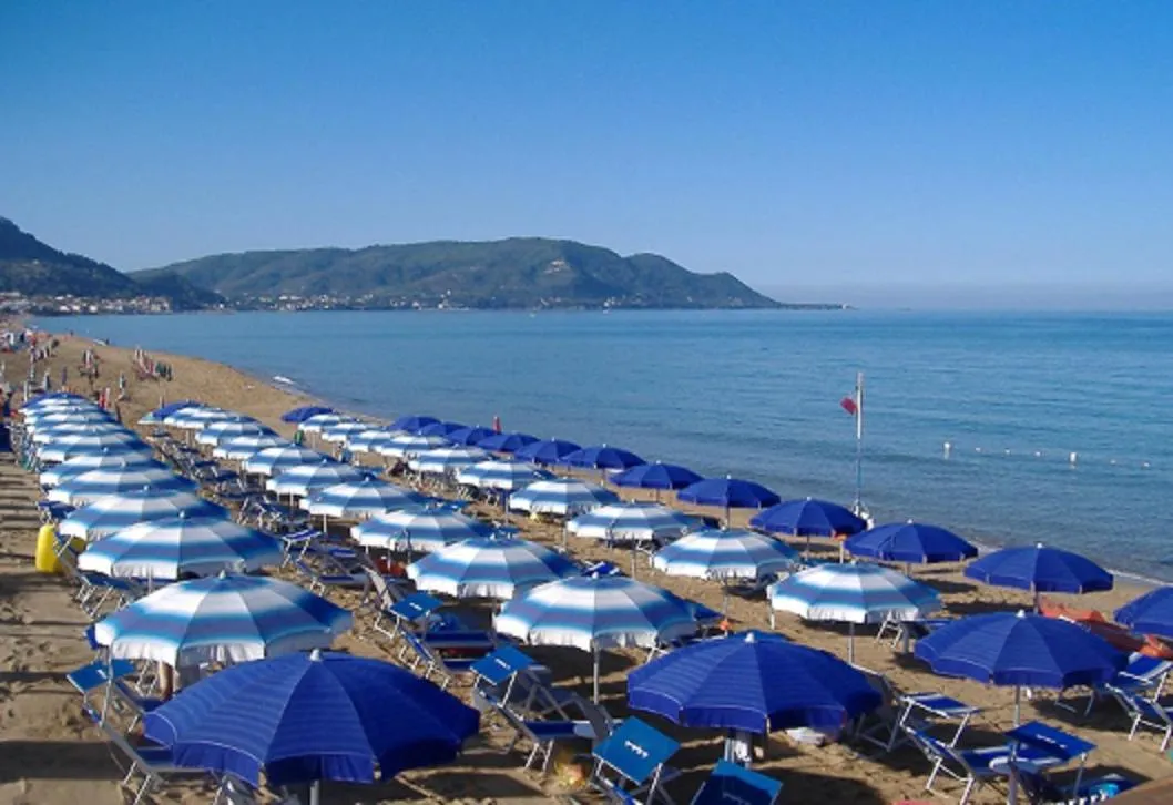 Beach in B&B Aurora's House