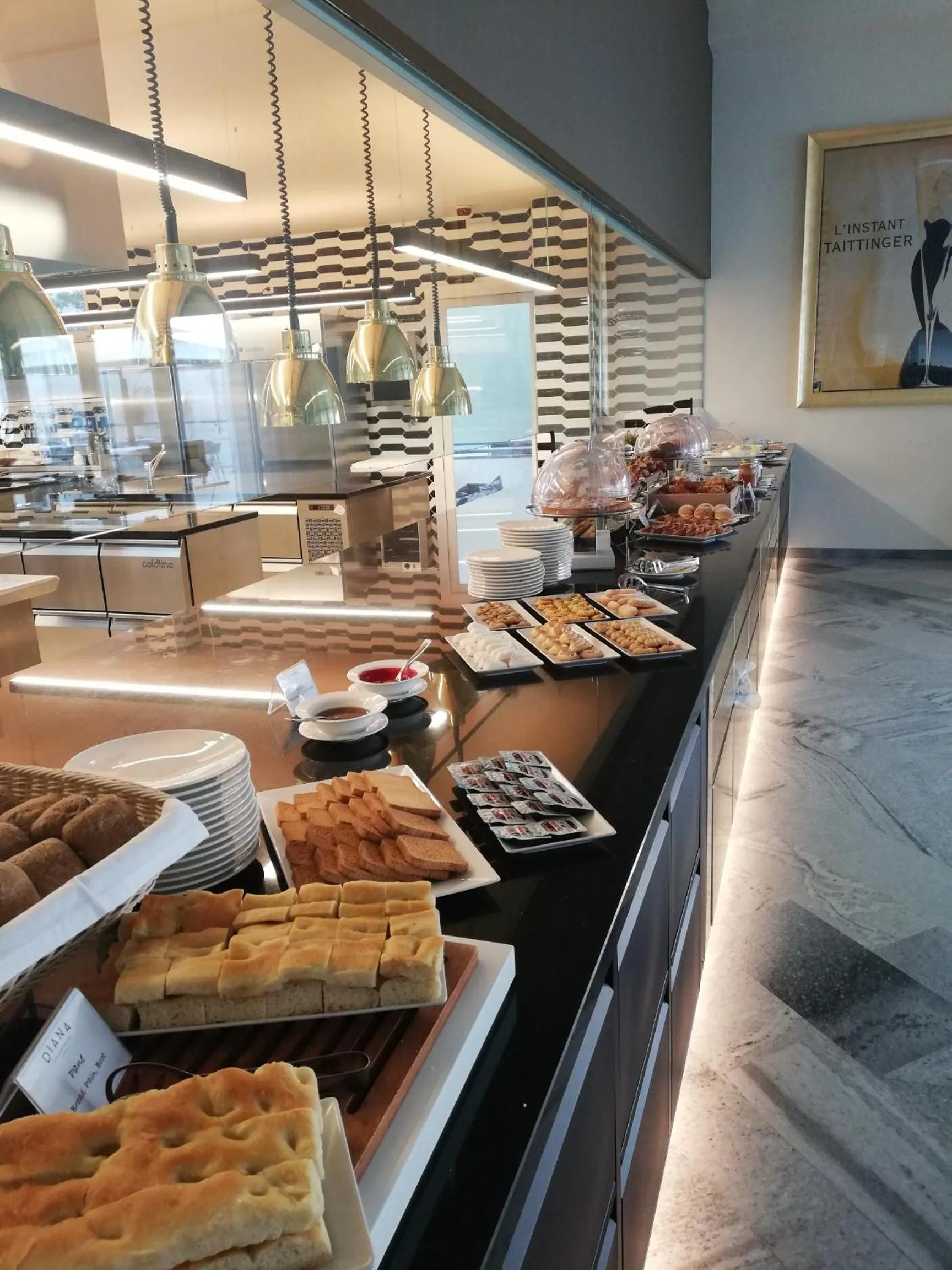 Breakfast in Diana Grand Hotel