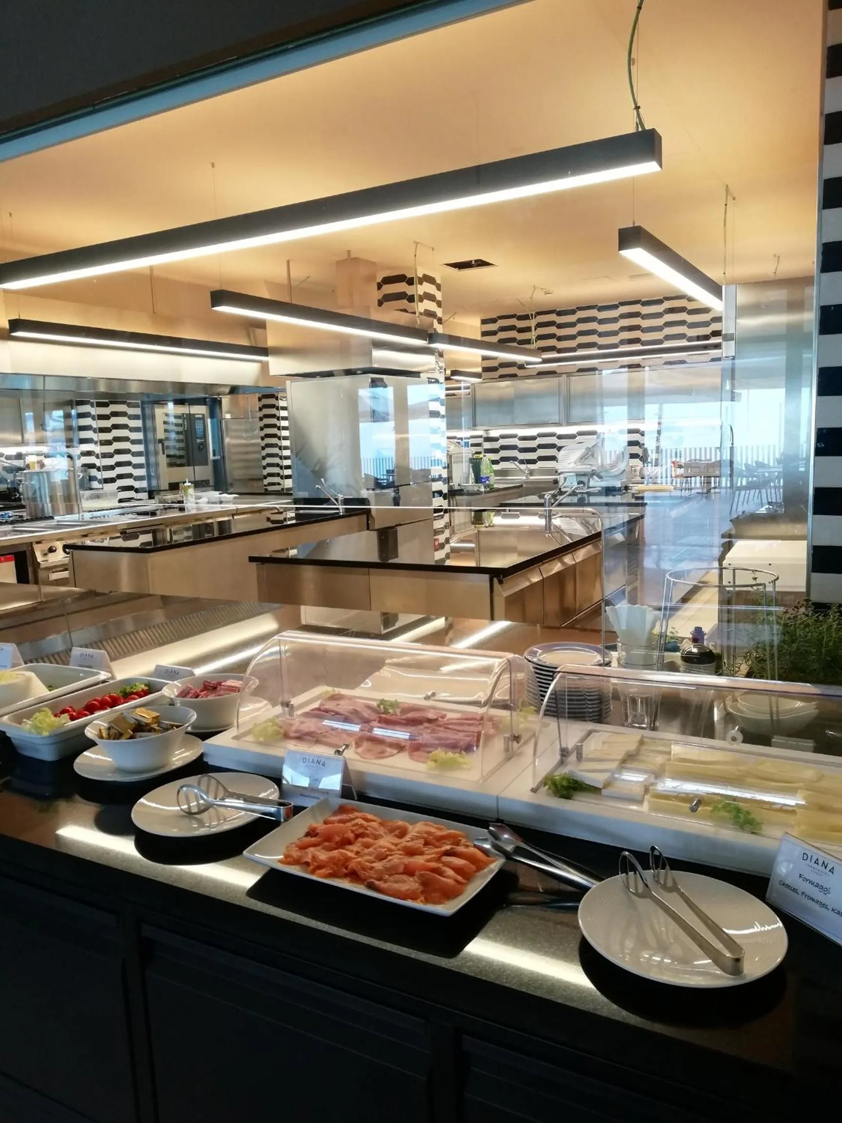 Breakfast in Diana Grand Hotel