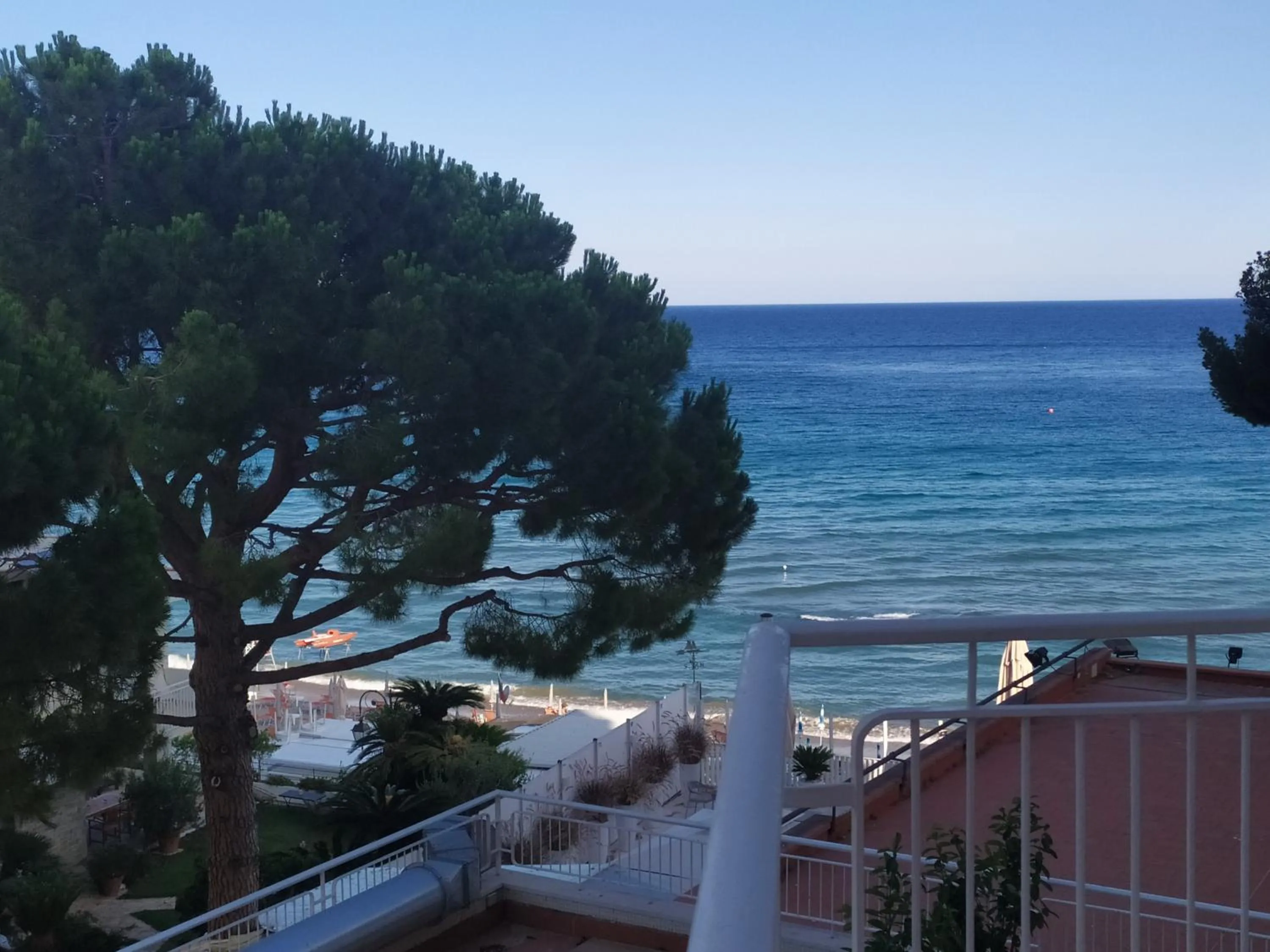 Beach in Diana Grand Hotel