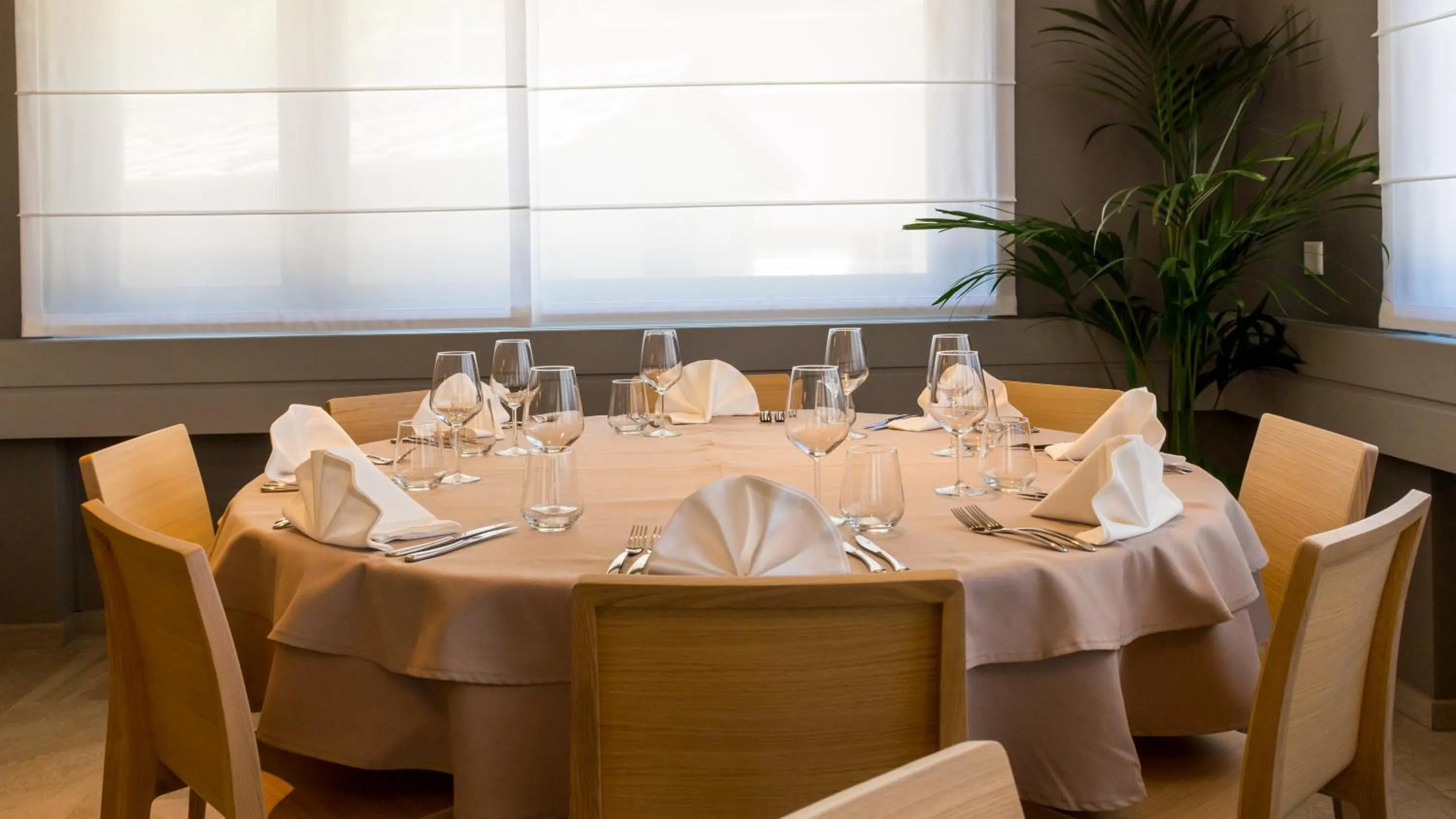 Restaurant/places to eat in Hotel-Restaurant Ackersand