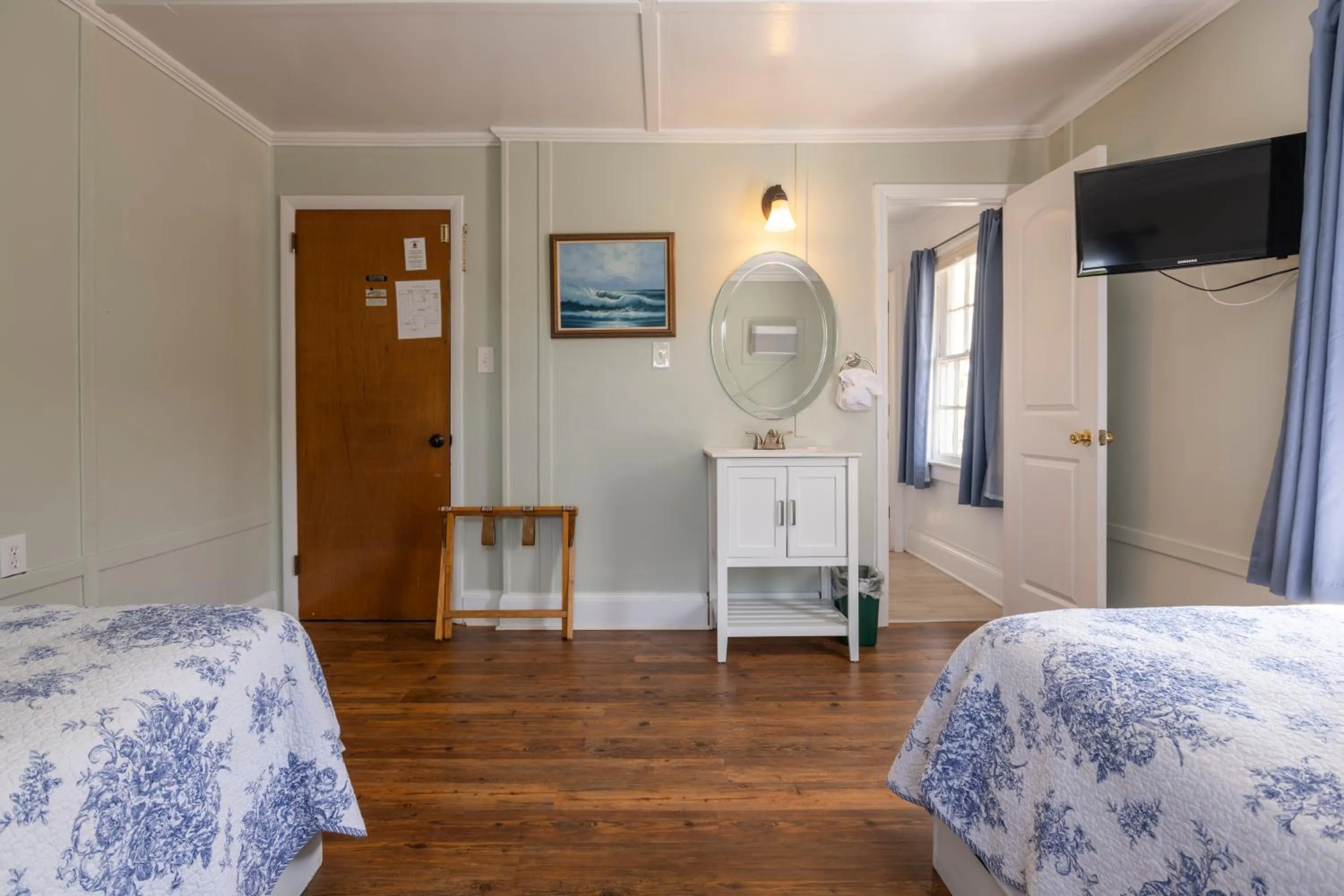 Bed in Blackbeard's Lodge