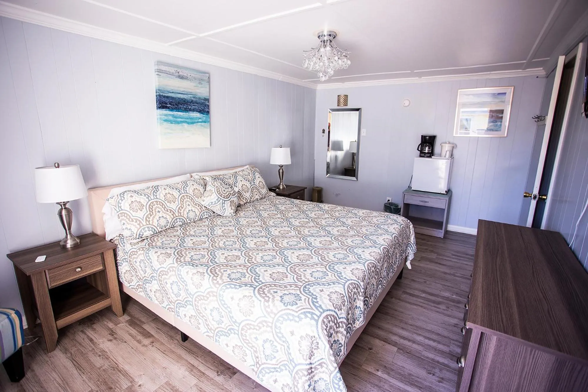 Bedroom, Bed in Blackbeard's Lodge