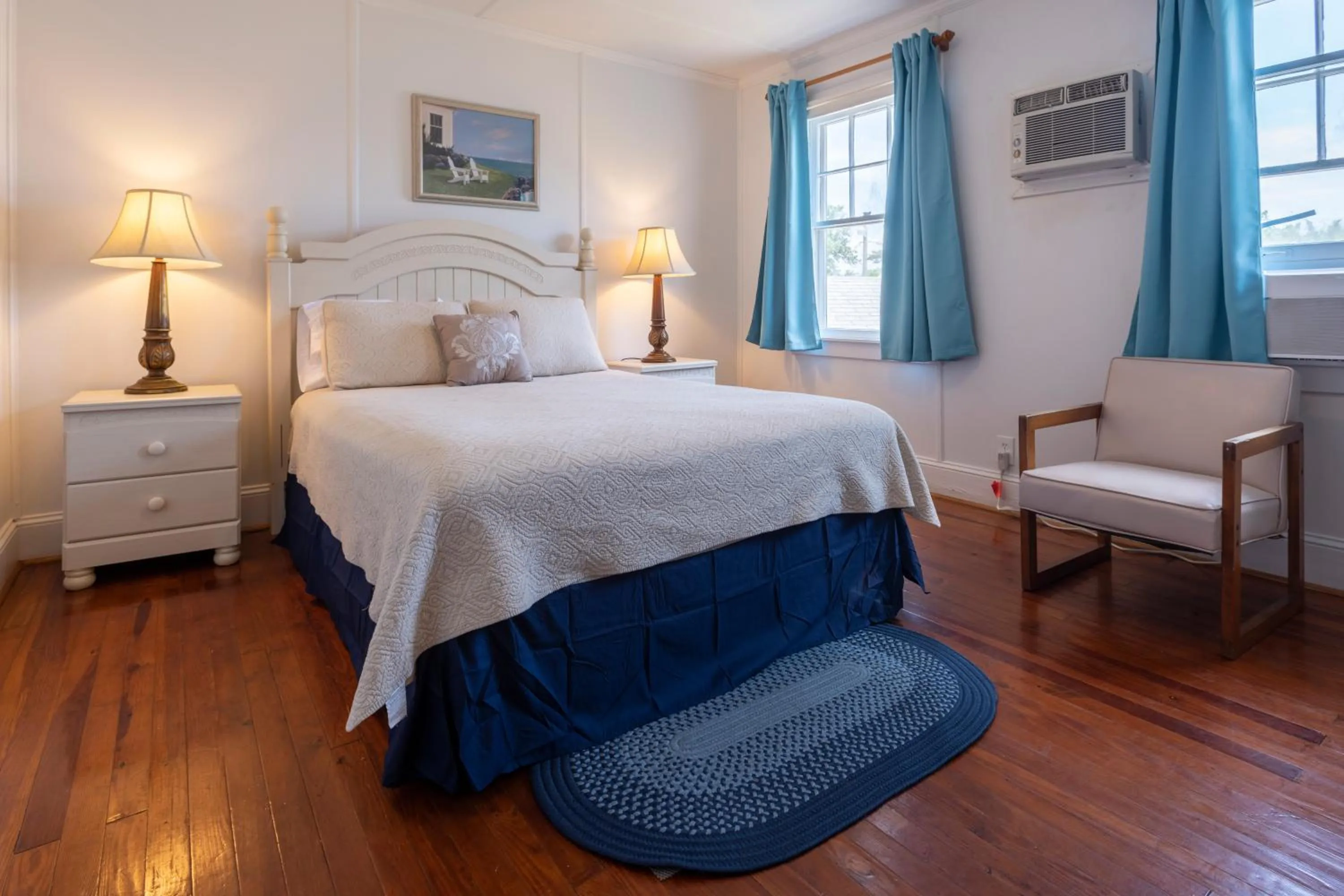 Bed in Blackbeard's Lodge