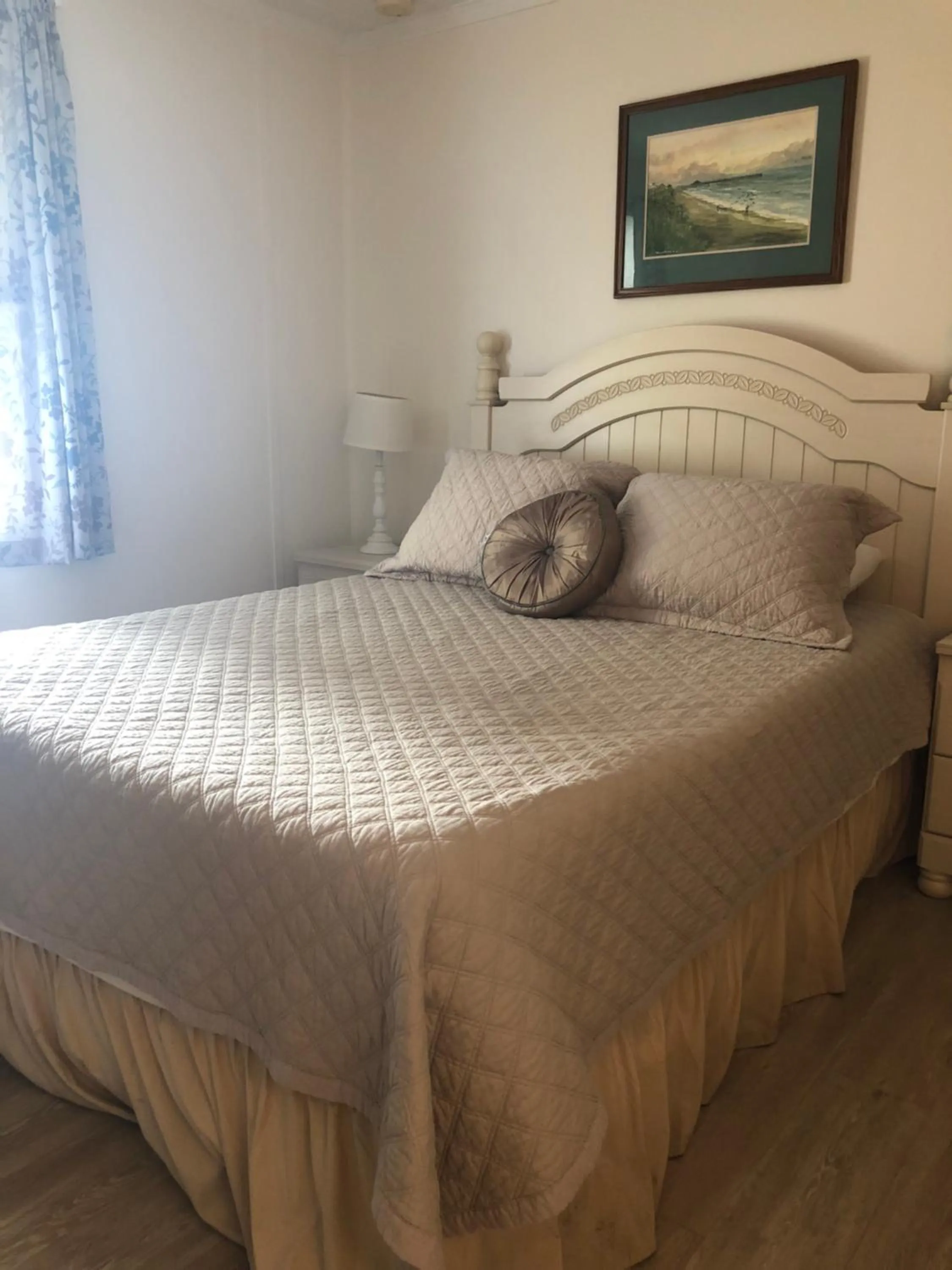 Bed in Blackbeard's Lodge