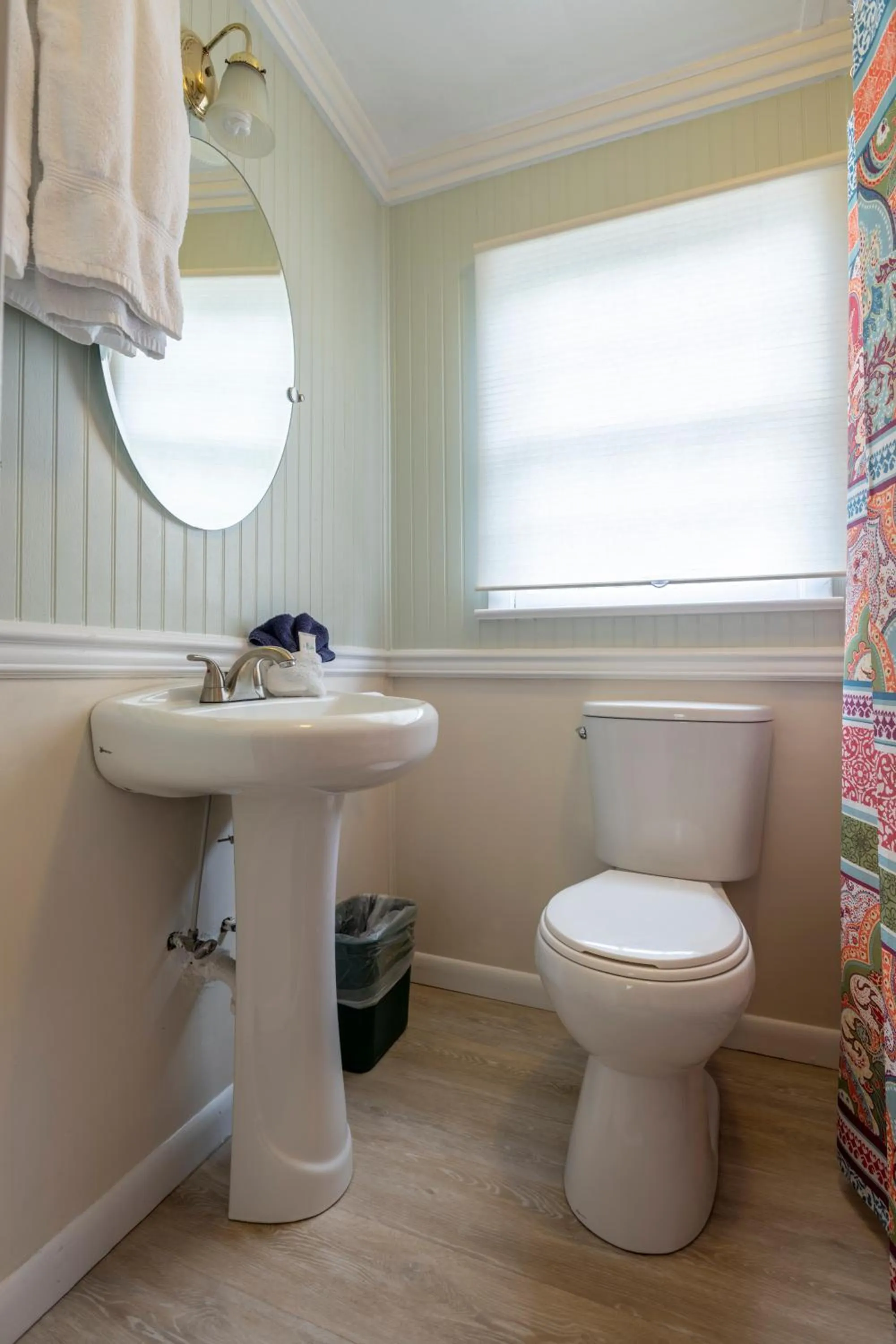 Bathroom in Blackbeard's Lodge