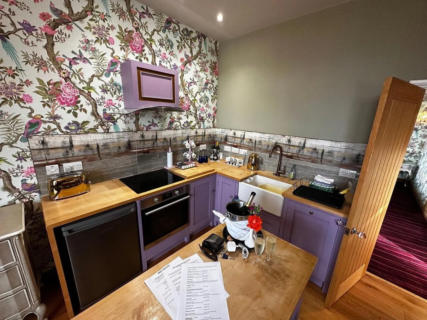 Kitchen or kitchenette in Lymestone Boutique Accommodation