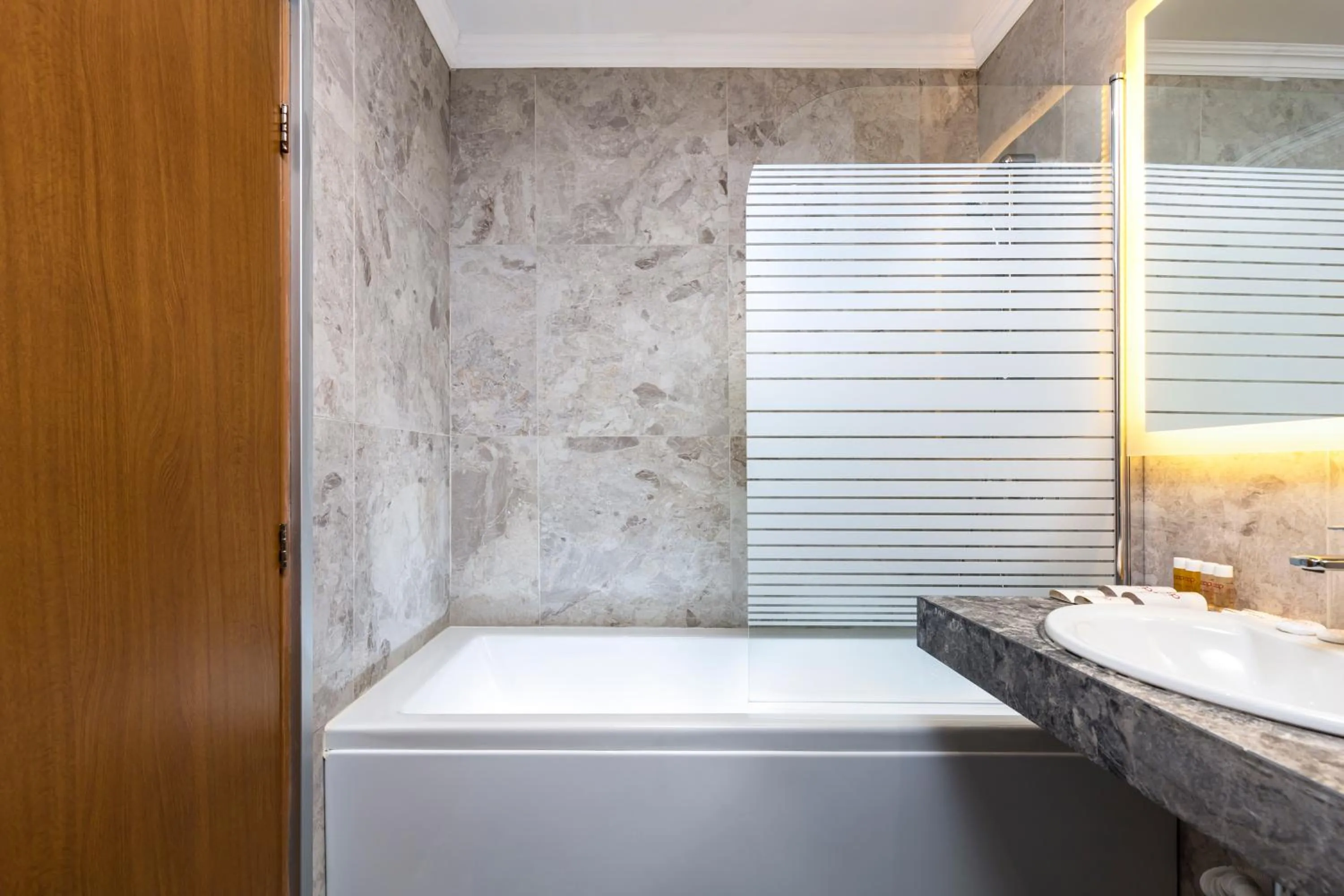 Bathroom in Hotel Intelcoop