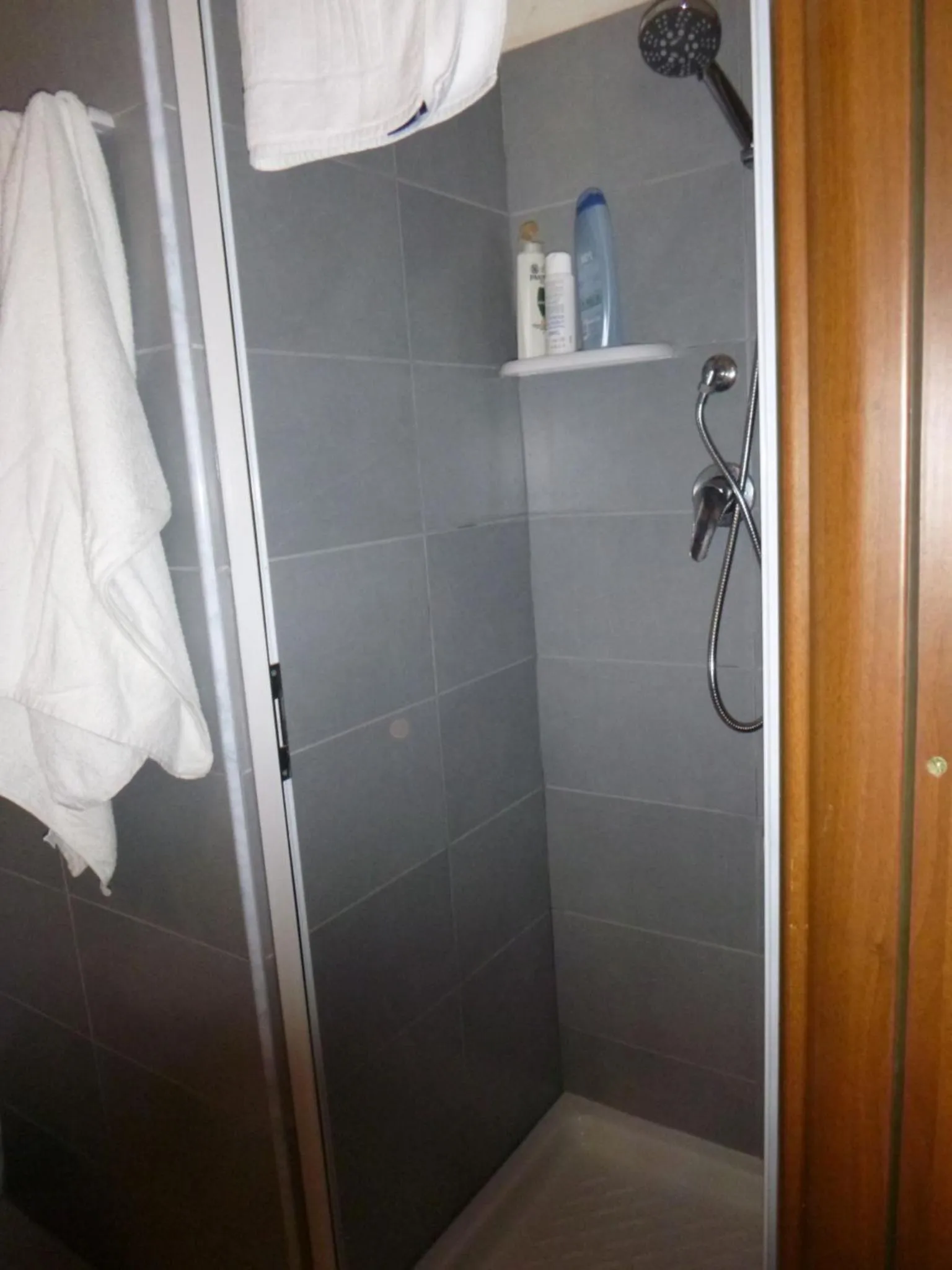 Shower in Baglio Delle Rose
