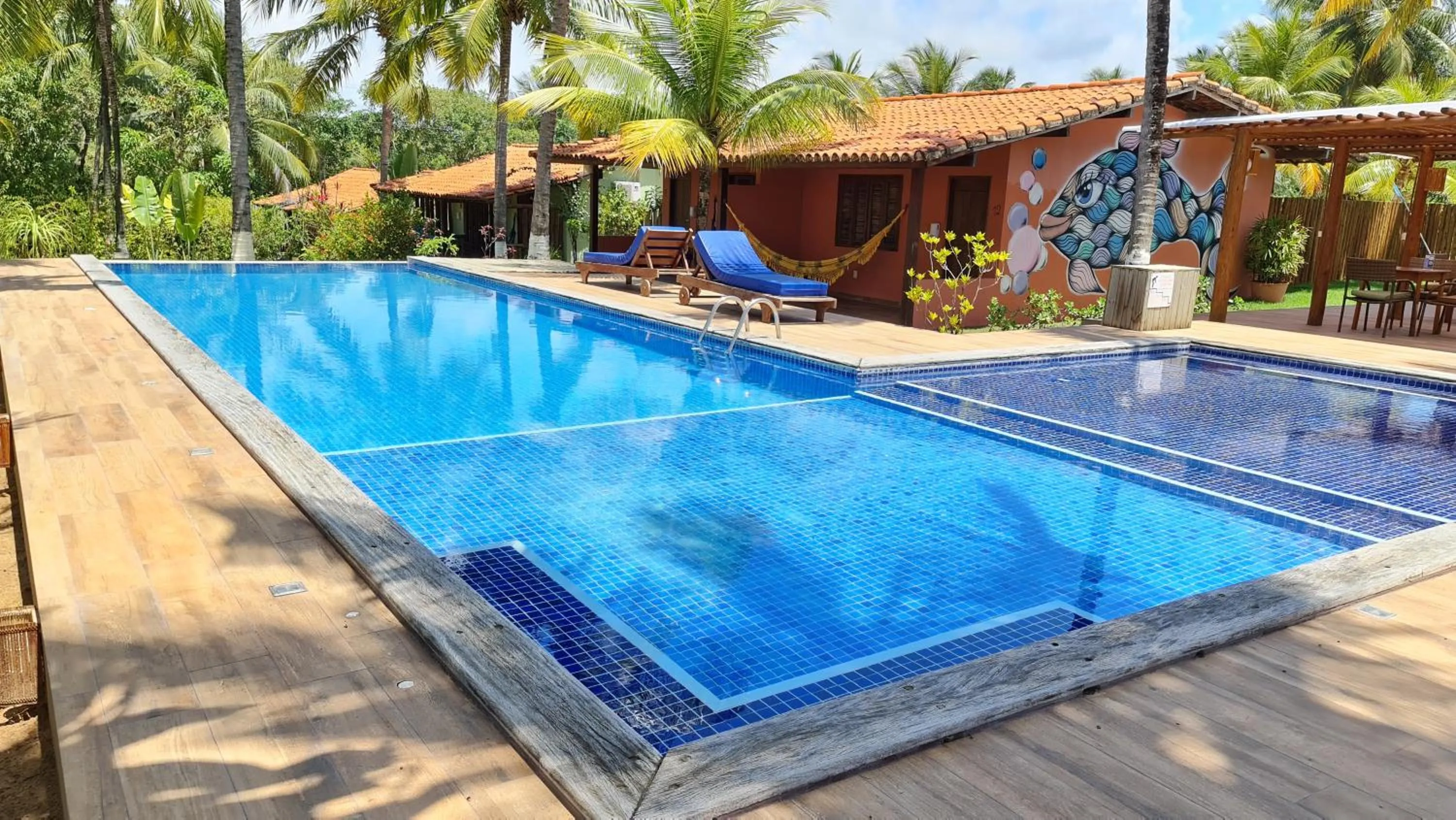 Pool view in Pousada Praia das Ondas - Pé na areia
