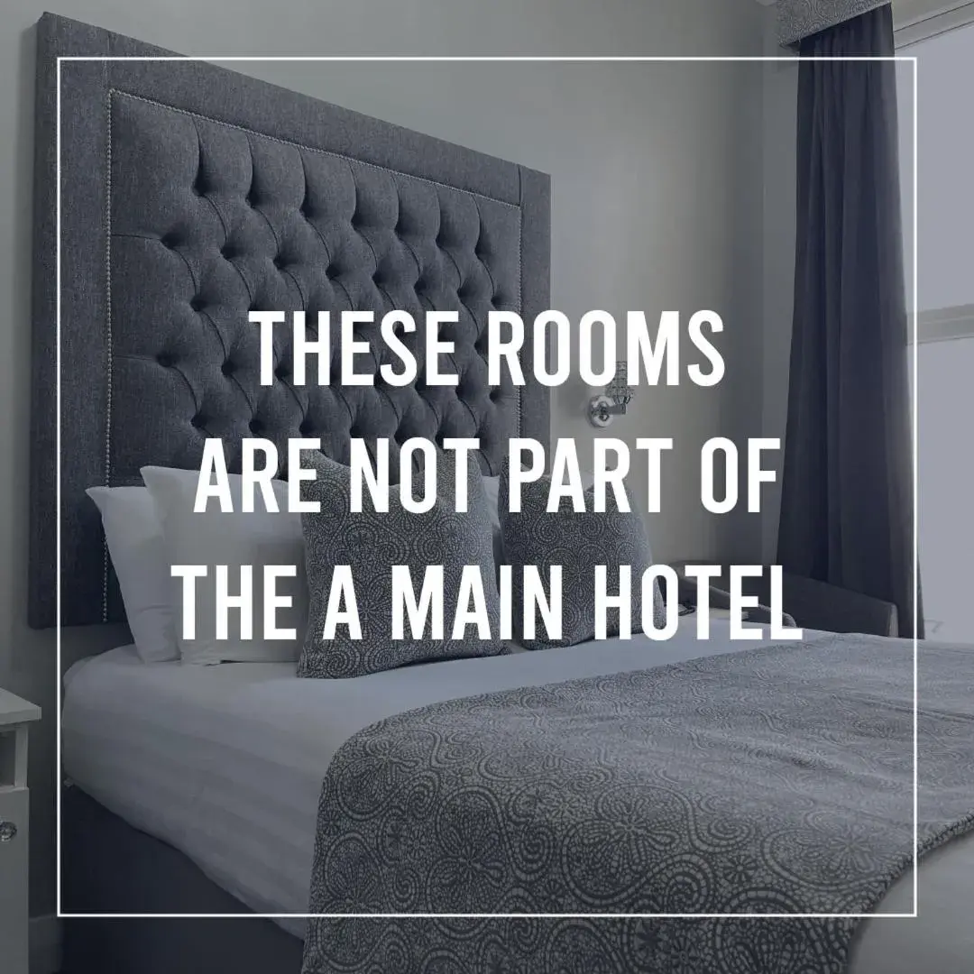 Double Room with Pool View in Doric Hotel Double Room with Pool View in Doric Hotel