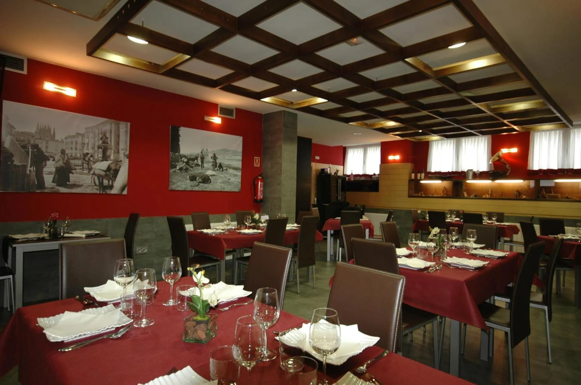 Restaurant/places to eat in Hotel Cuéntame