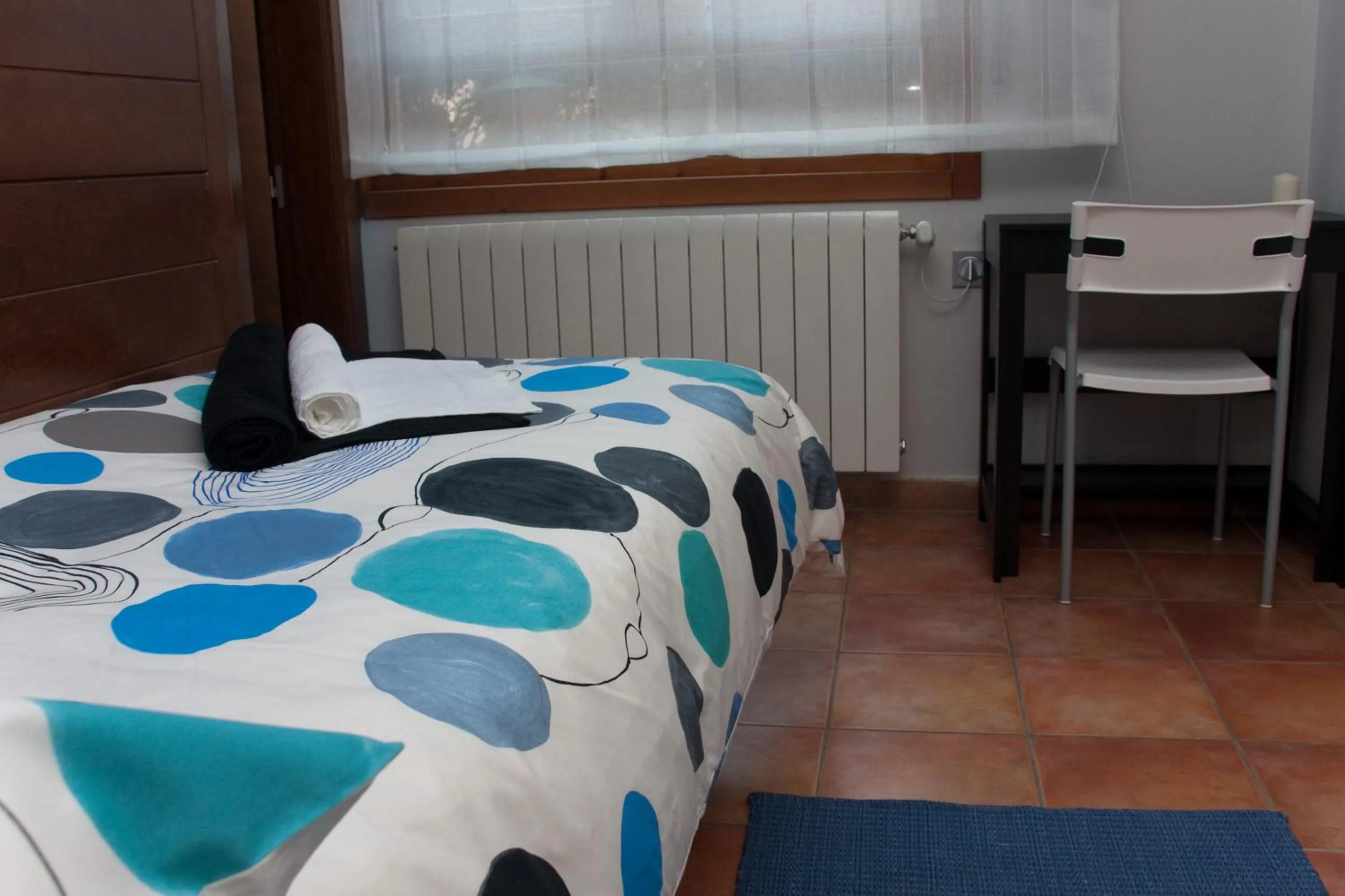 Photo of the whole room, Bed in Hotel Cuéntame