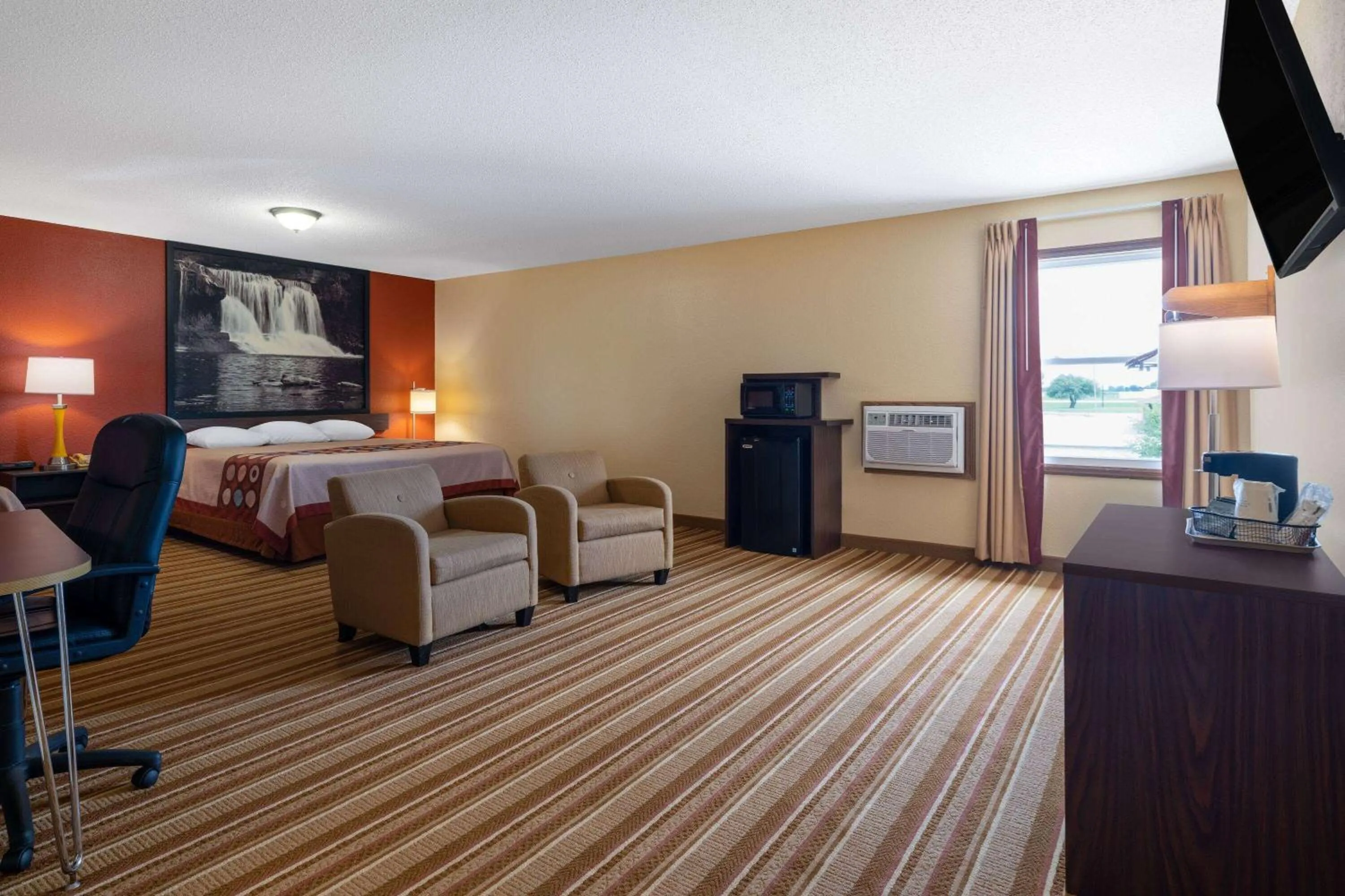 Bed in Super 8 by Wyndham Mattoon