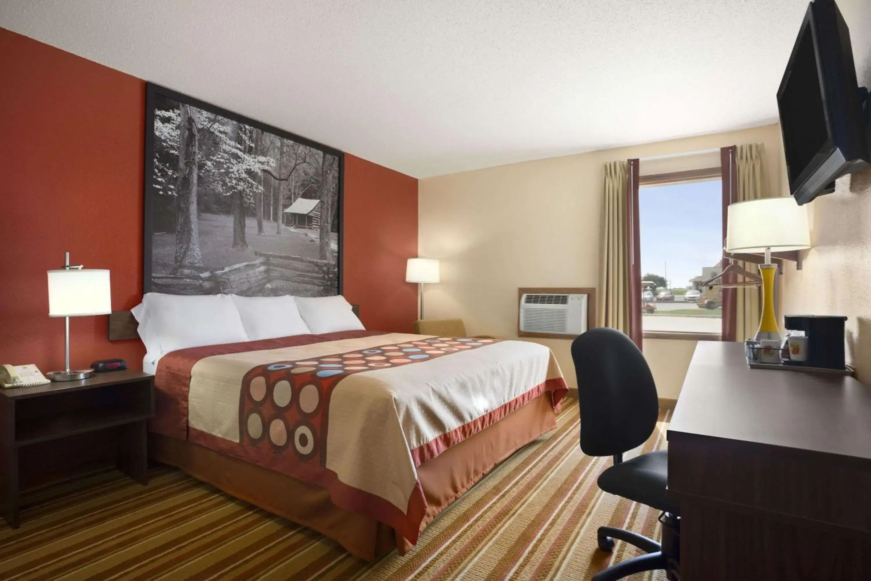 Photo of the whole room, Bed in Super 8 by Wyndham Mattoon Photo of the whole room, Bed in Super 8 by Wyndham Mattoon