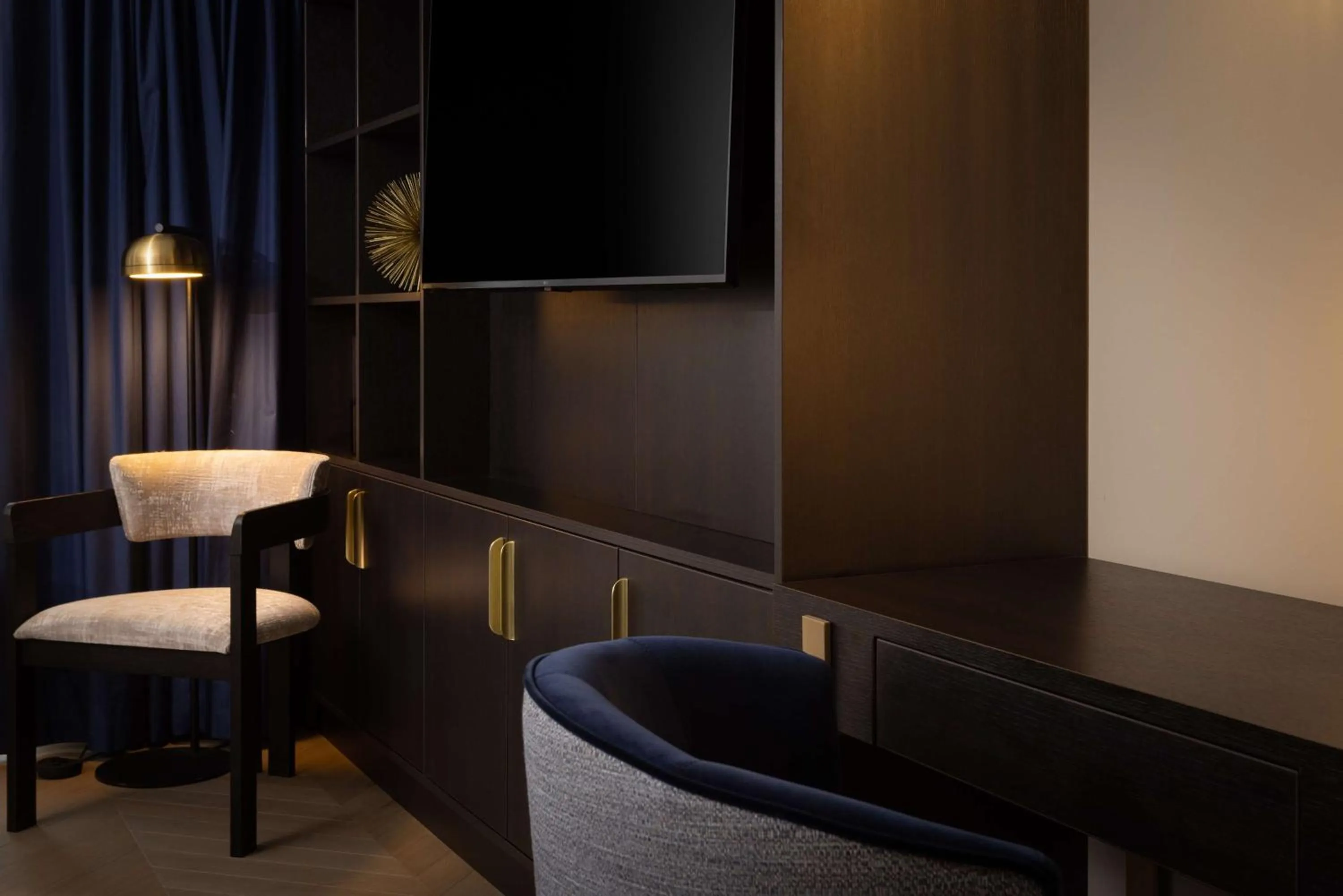 Bedroom in DoubleTree By Hilton Brighton Metropole