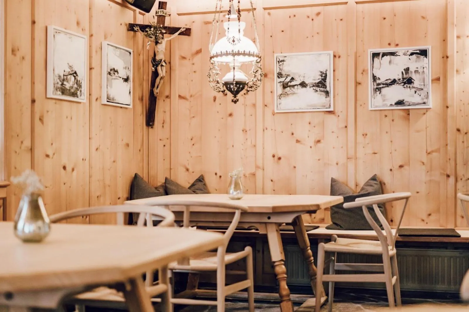 Restaurant/places to eat in Das Johann