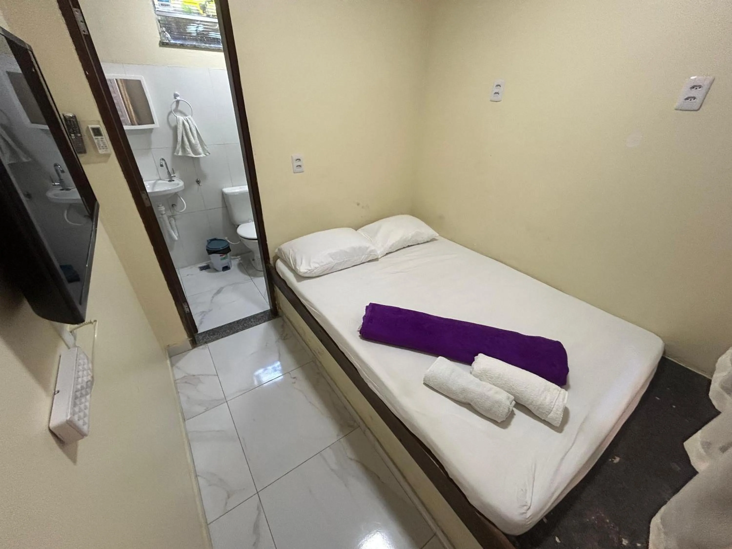 Budget Double or Twin Room in Village enseada do castelo-com carregador de carros eletricos