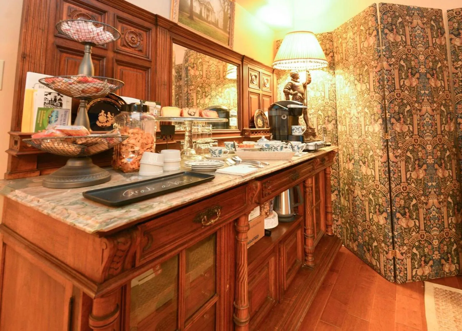 Choctaw Hall Bed & Breakfast