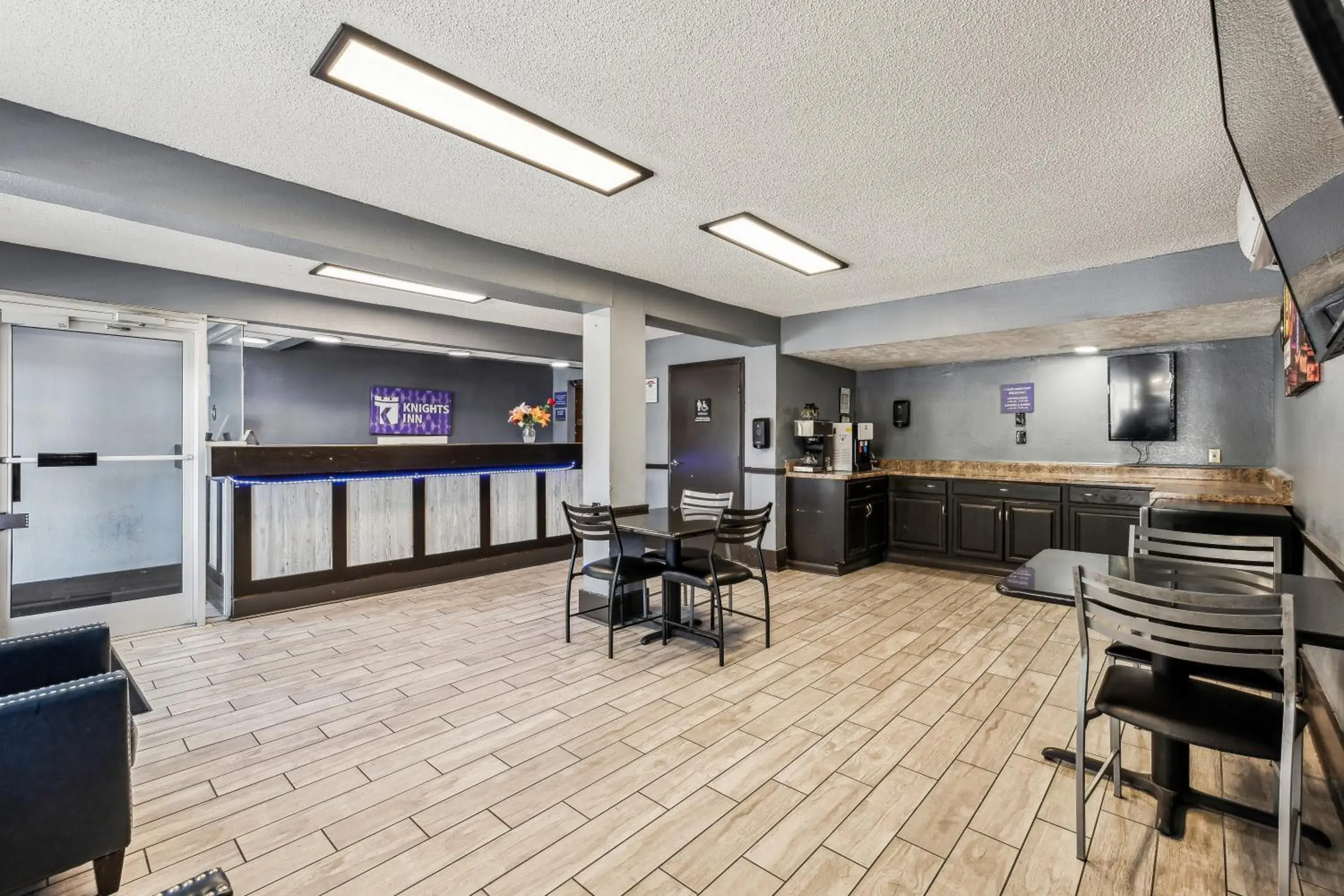Lobby or reception in Knights Inn Antioch Lobby or reception in Knights Inn Antioch