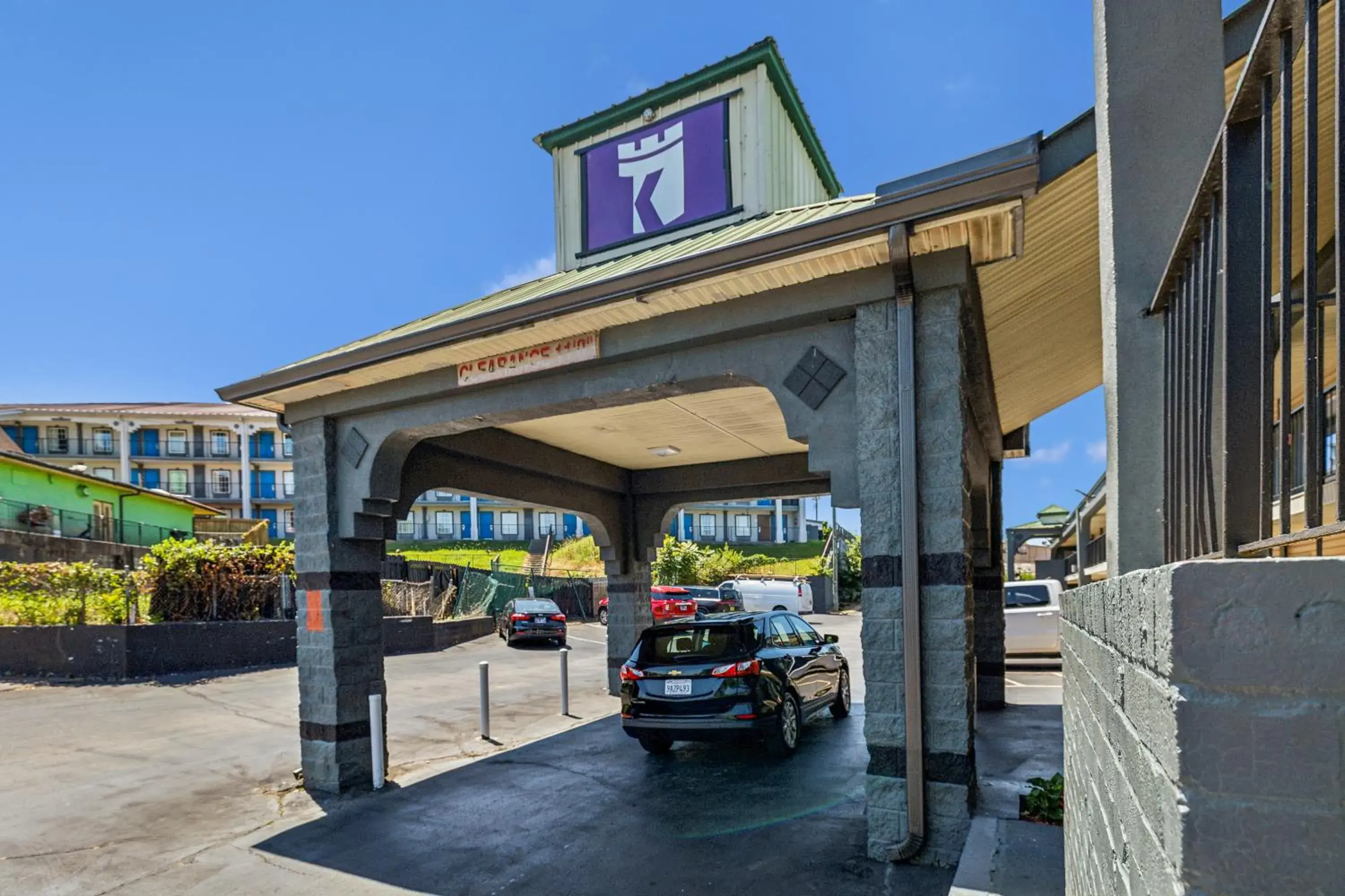 Property building in Knights Inn Antioch Property building in Knights Inn Antioch